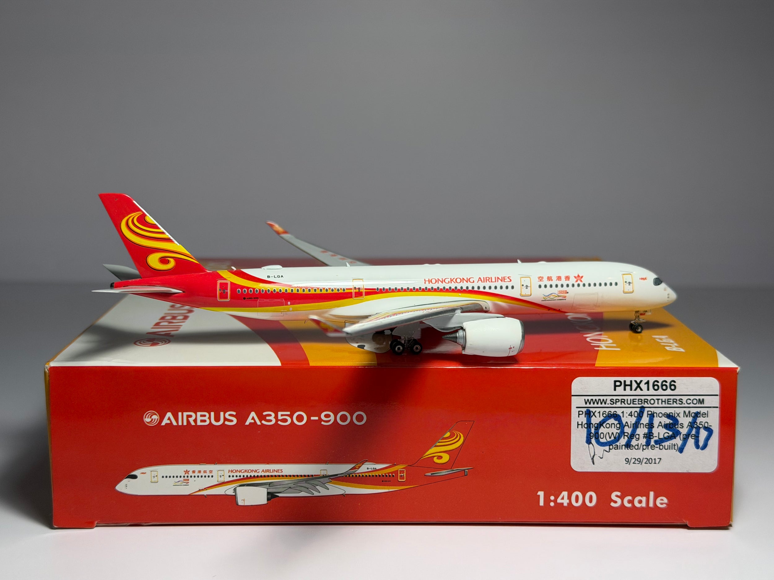 Phoenix Model 1:400 Hanian Airlines Airbus A350-900 B-LGA PH4CRK1666