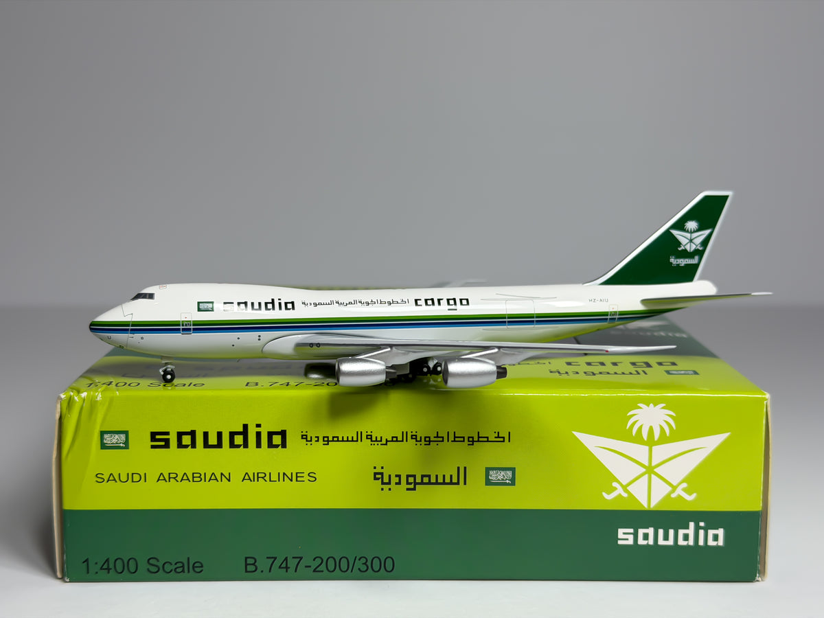 Saudia Cargo Boeing 747-200F 1:400 Aeroclassics HZ-AIU (BB4-2004-54)