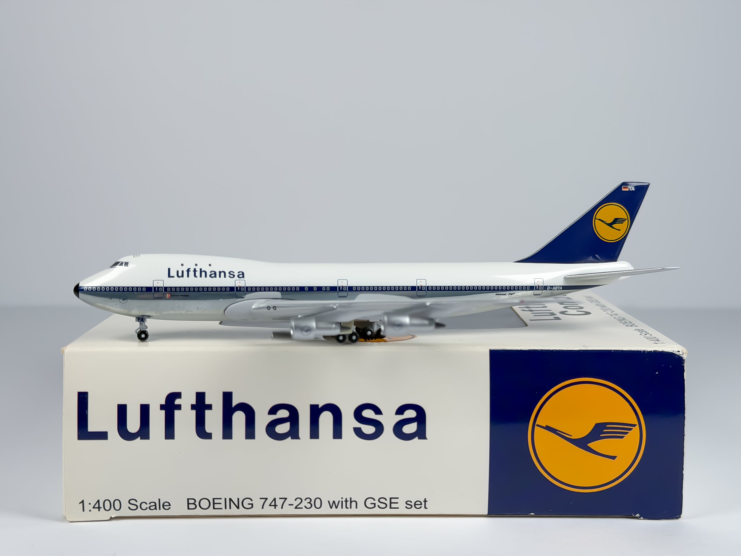 Lufthansa Boeing 747-200 1:400 Aeroclassics D-ABYA (BB4-D-ABYA)