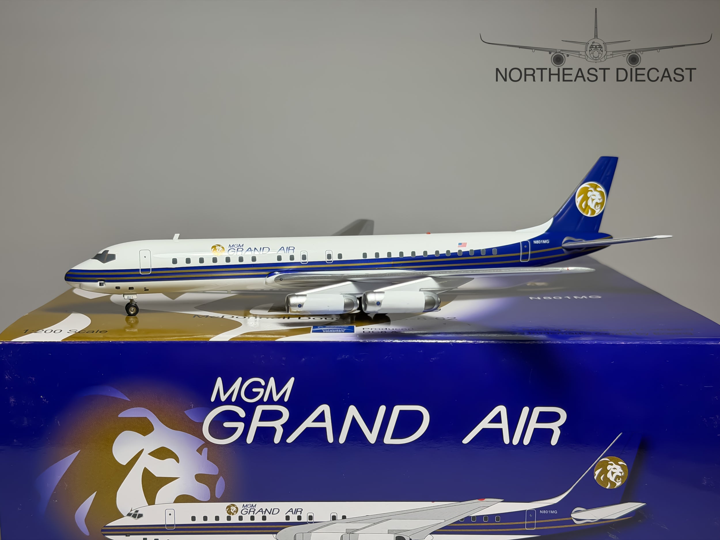 MGM Grand Air Douglas DC-8-62 1:200 Blue Box N801MG (BBOX80112)