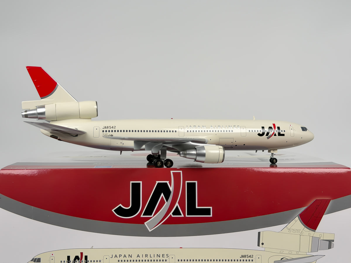 Japan Airlines (JAL) McDonnell Douglas DC-10-40 1:200 Blue Box JA8542 (BBOXJAL01)