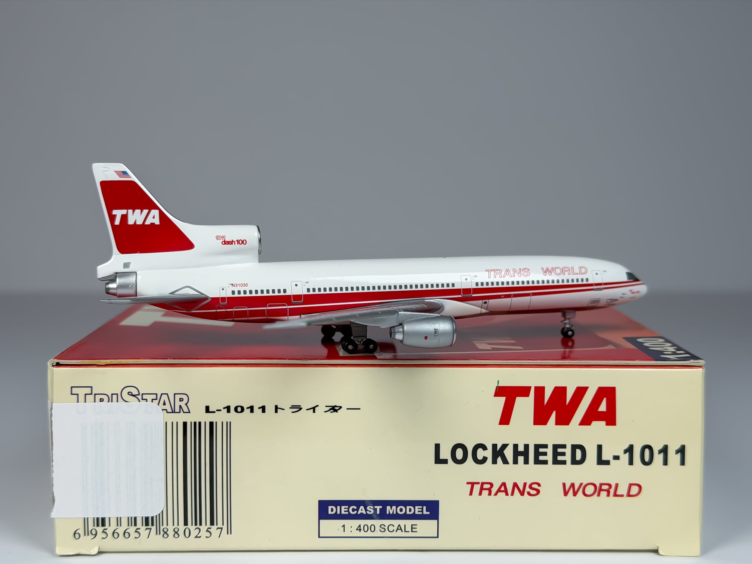 Trans World Airlines (TWA) Lockheed L-1011 1:400 Blue Box N31030 (BBTW1001)