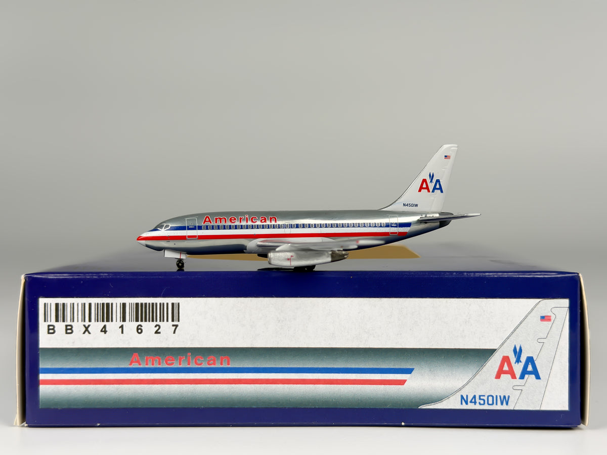 American Airlines Boeing 737-200 1:400 Aeroclassics N4501W (BBX41627)