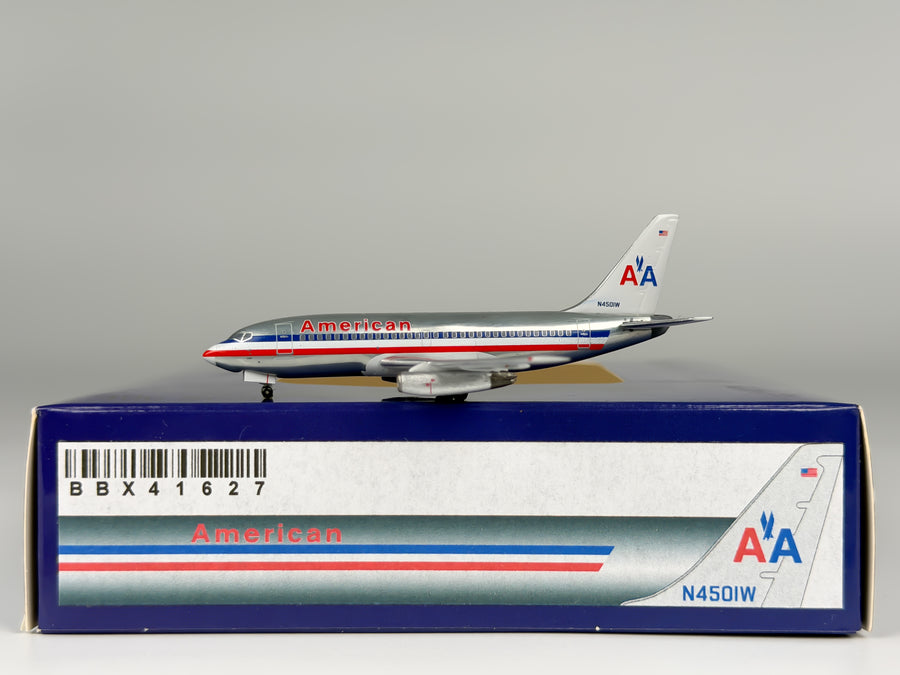 American Airlines Boeing 737-200 1:400 Aeroclassics N4501W (BBX41627)