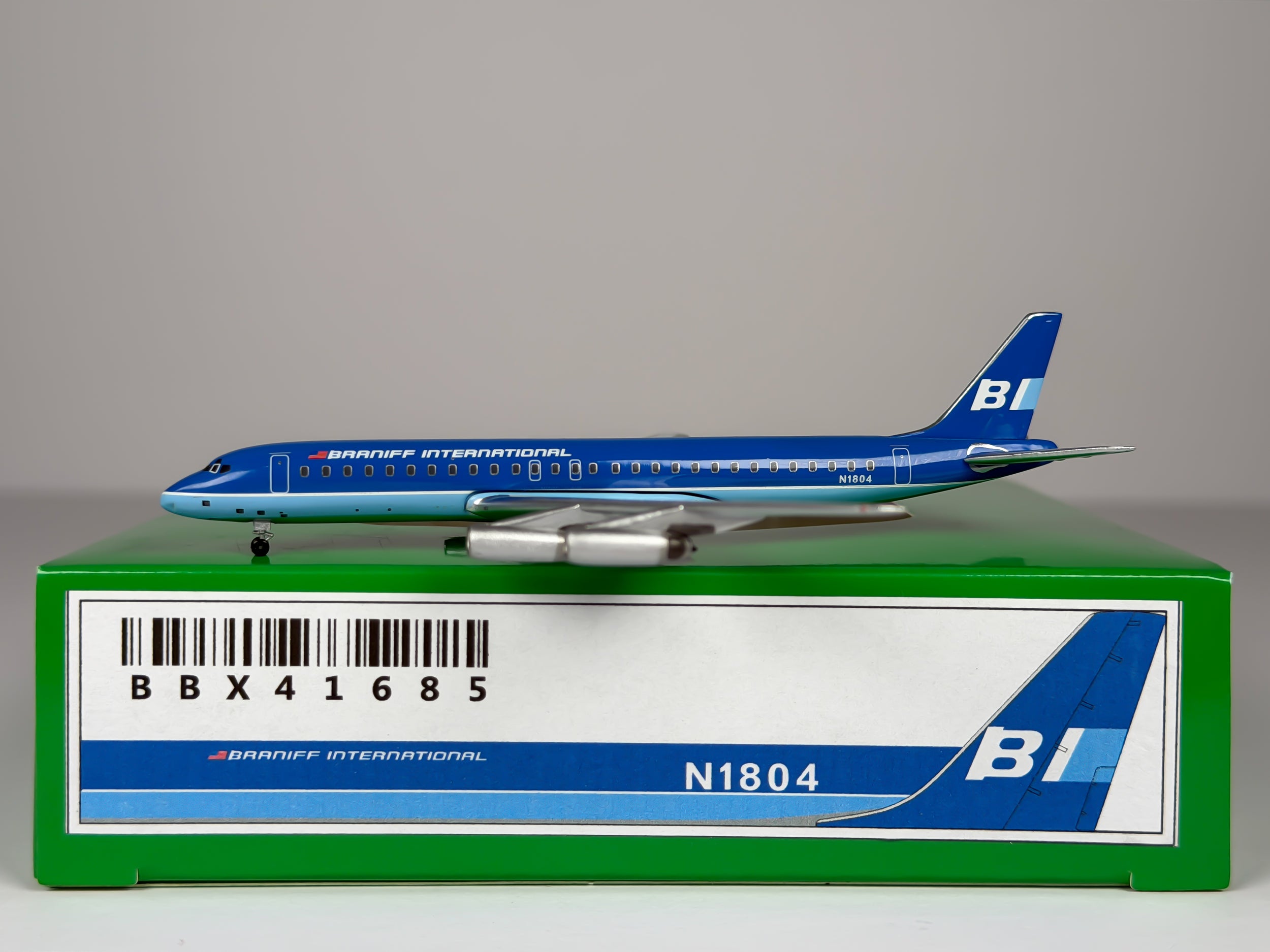 Braniff International Douglas DC-8-62 1:400 Aeroclassics N1804 (BBX41685)