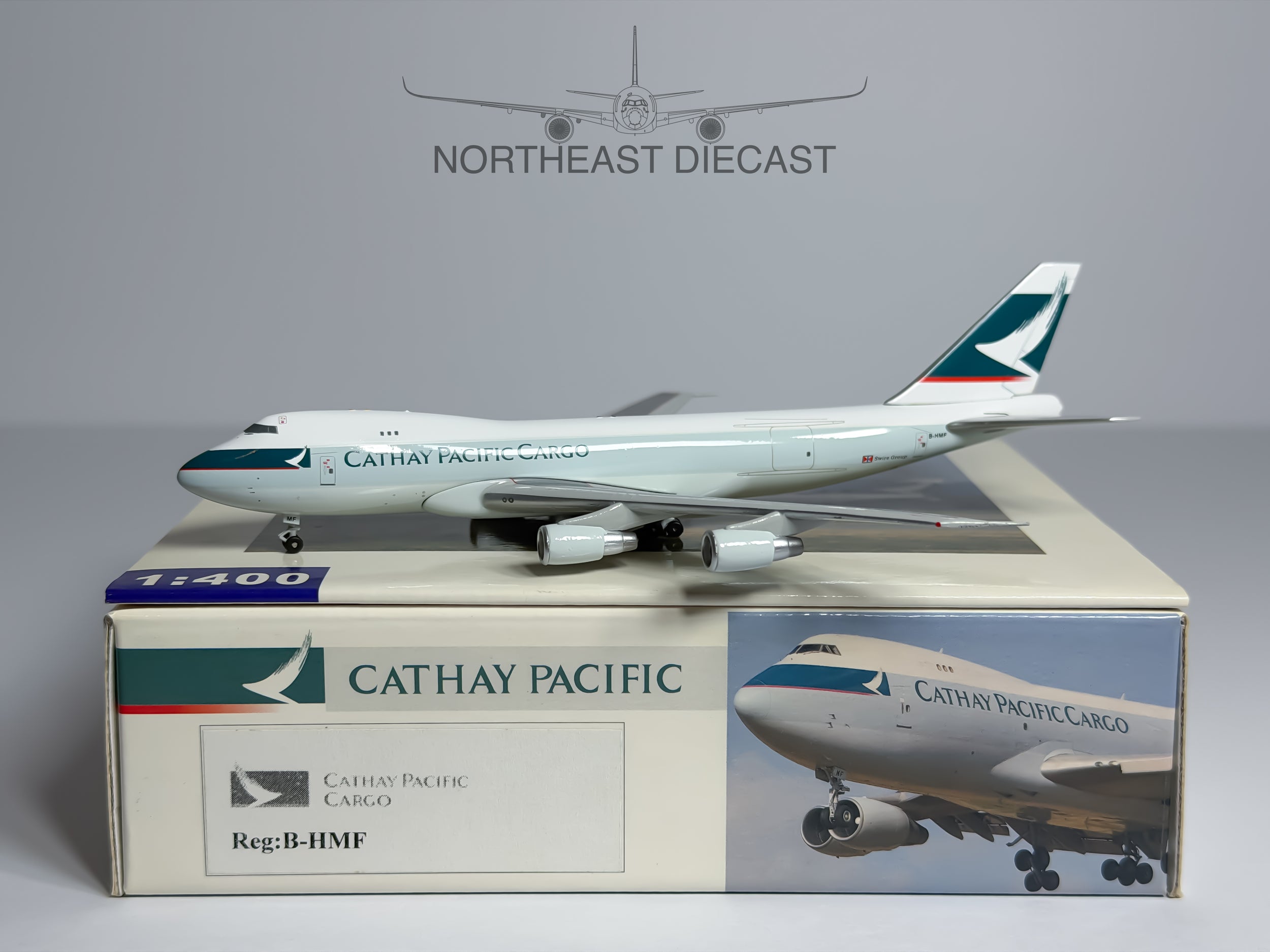 Cathay Pacific Cargo Boeing 747-200F 1:400 Blue Box B-HMF (BBXBHMF)