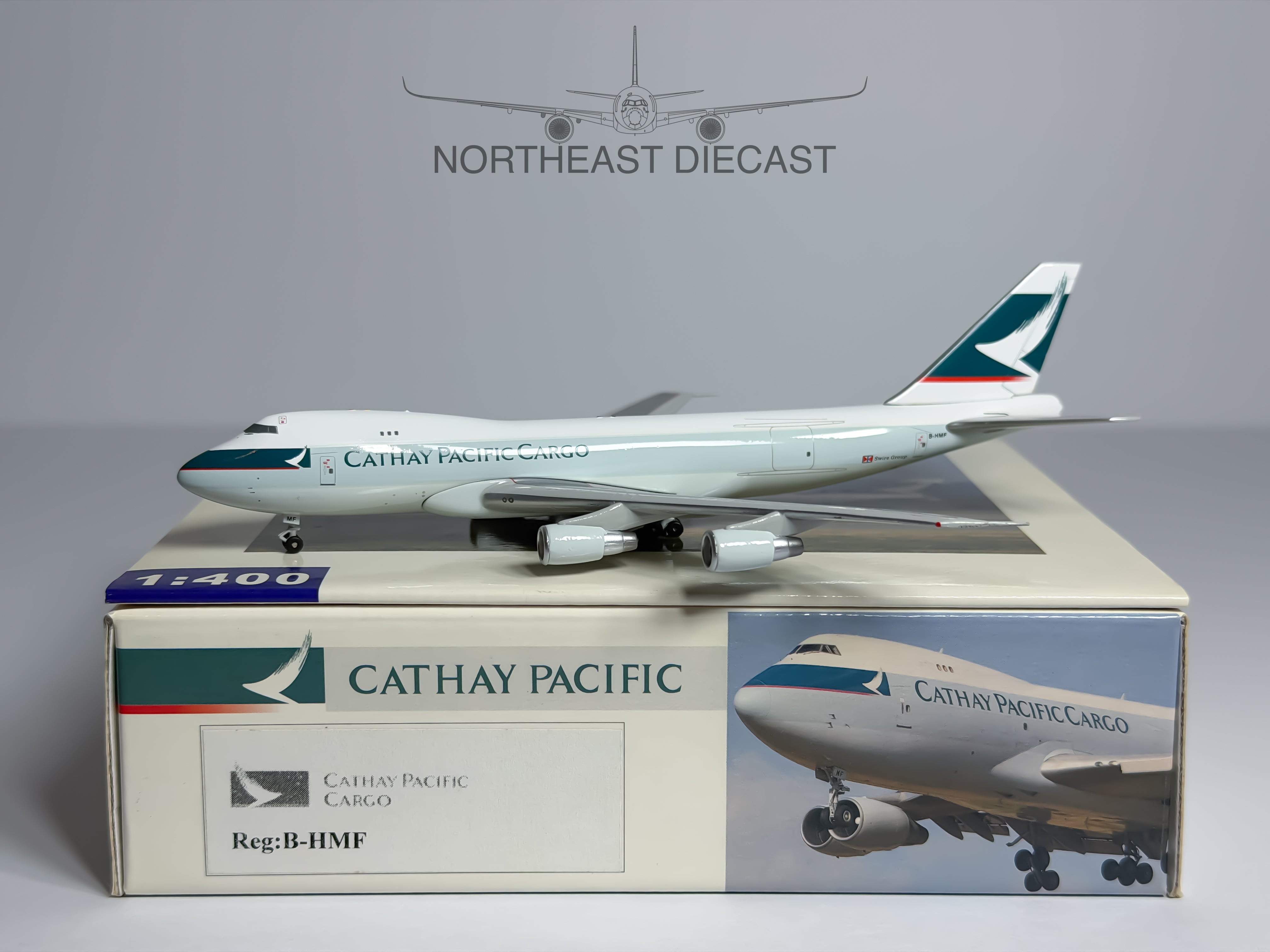 Cathay Pacific Cargo Boeing 747-200F 1:400 Blue Box B-HMF (BBXBHMF)