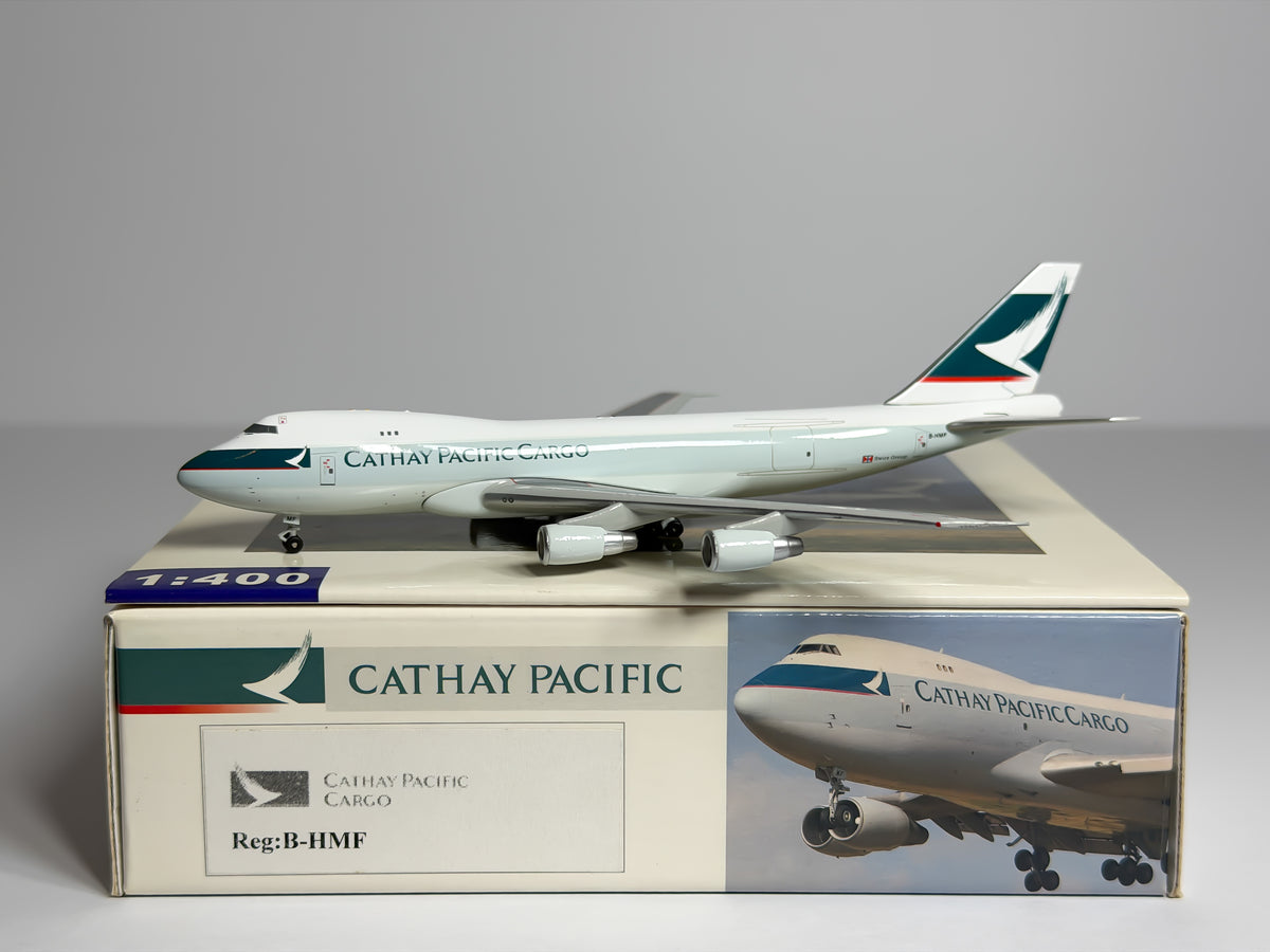 Cathay Pacific Cargo Boeing 747-200F 1:400 Blue Box B-HMF (BBXBHMF)