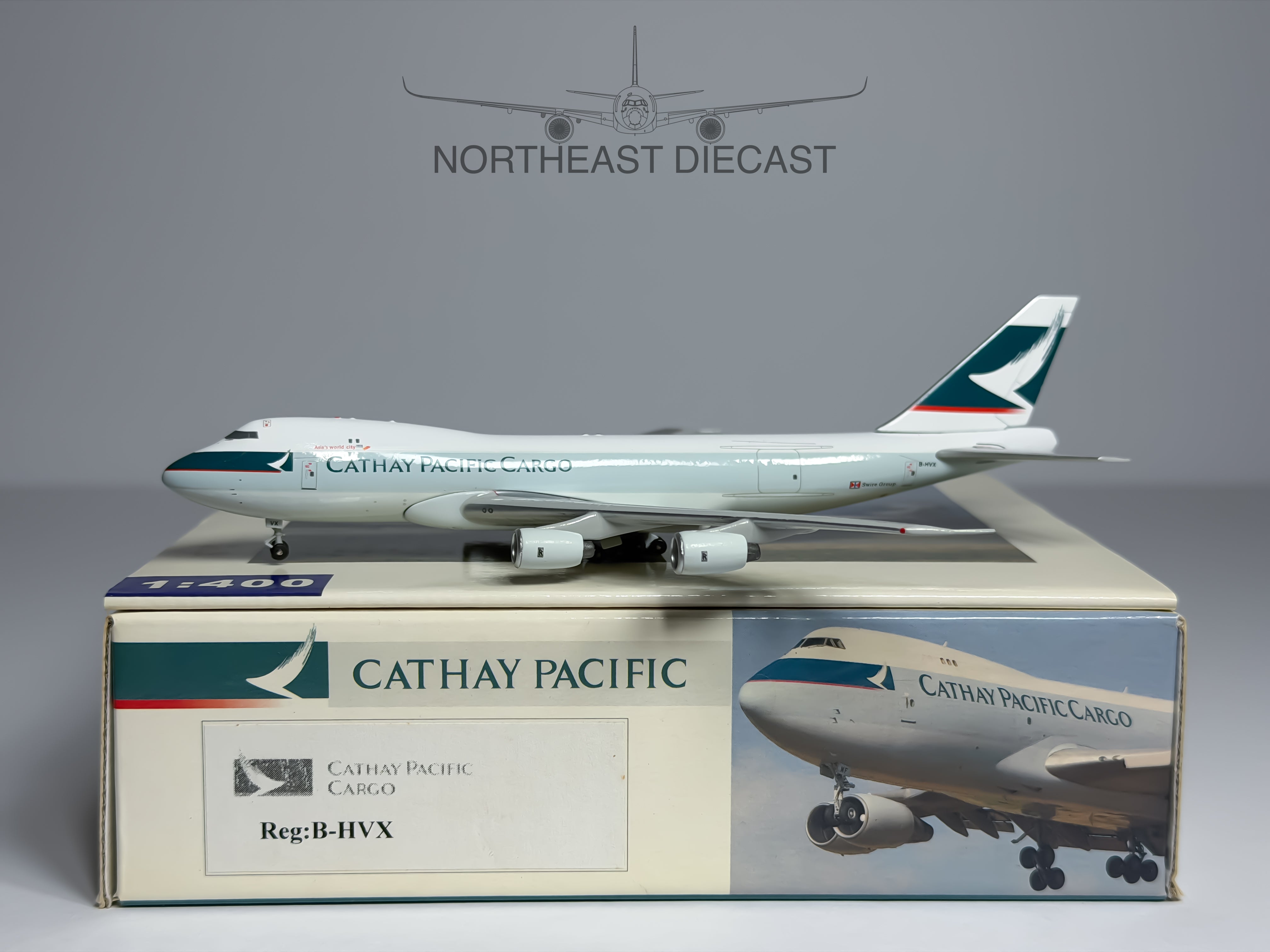 Cathay Pacific Cargo Boeing 747-200F 1:400 Blue Box B-HVX (BBXBHVX)