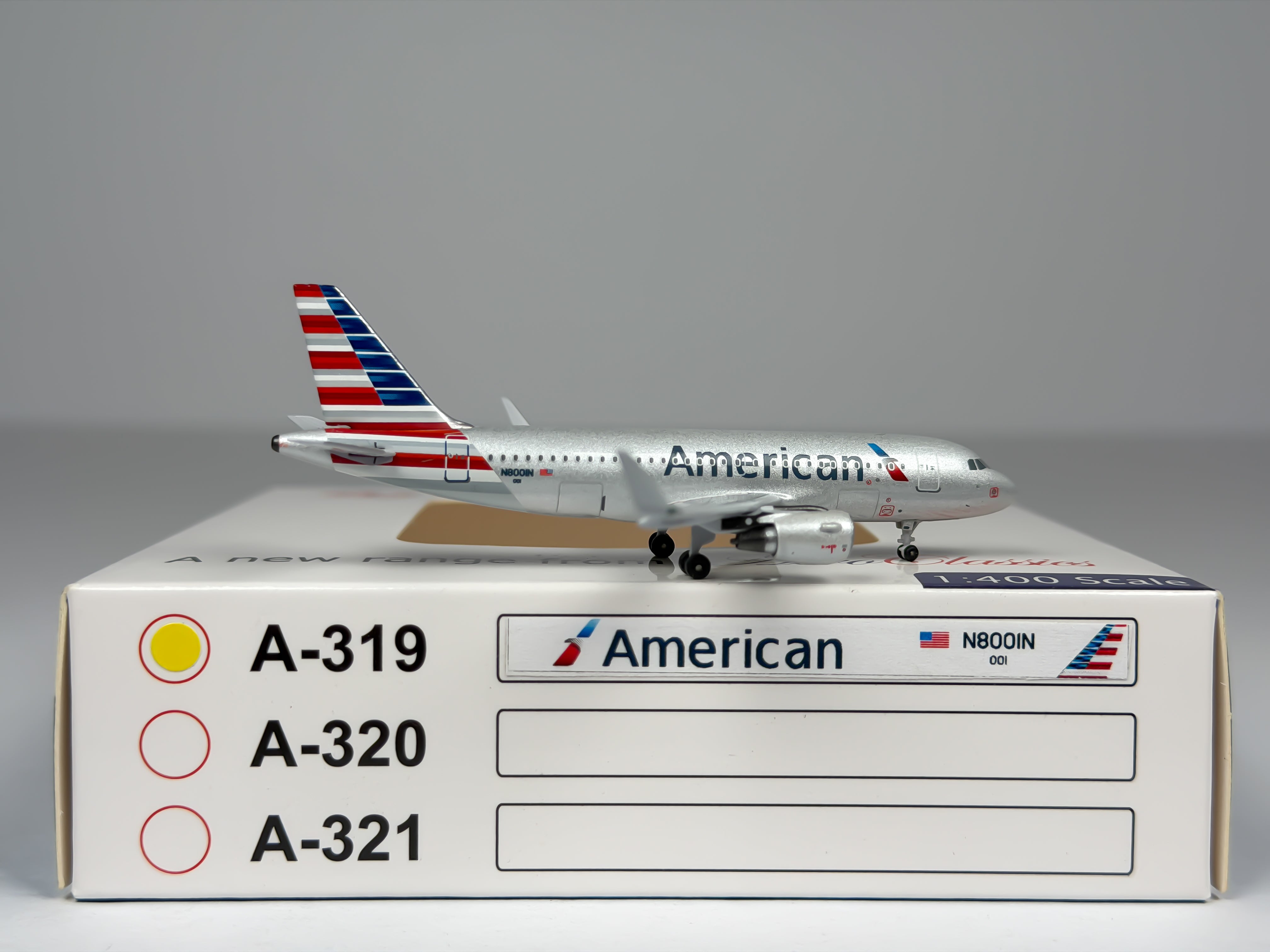 American Airlines Airbus A319 1:400 Aeroclassics N8001N (BBXN8001N)