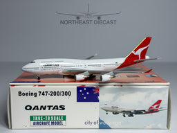 Qantas Airways Boeing 747-400 1:400 Blue Box VH-OEH (BBXVHOEH)
