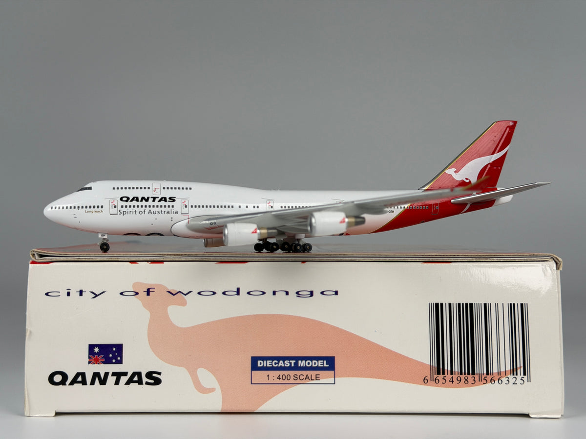 Qantas Airways Boeing 747-400 1:400 Blue Box VH-OEH (BBXVHOEH)