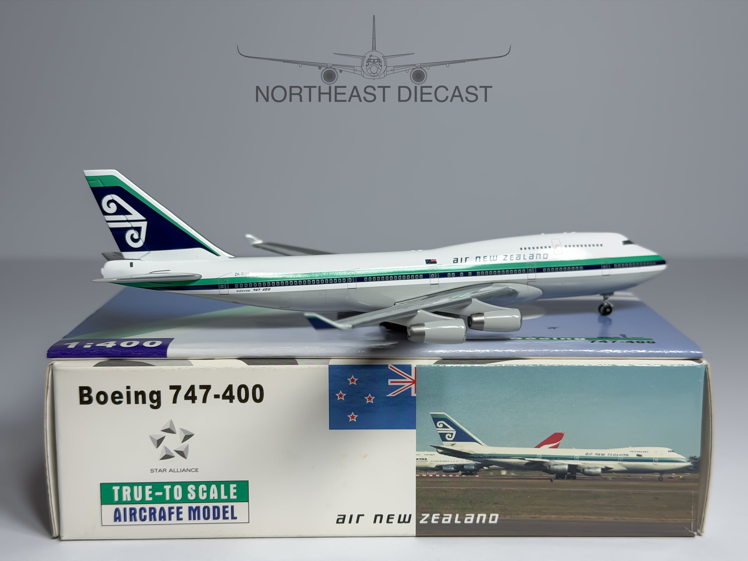 Air New Zealand Boeing 747-400 1:400 Blue Box ZK-SUH (BBXZKSUH)