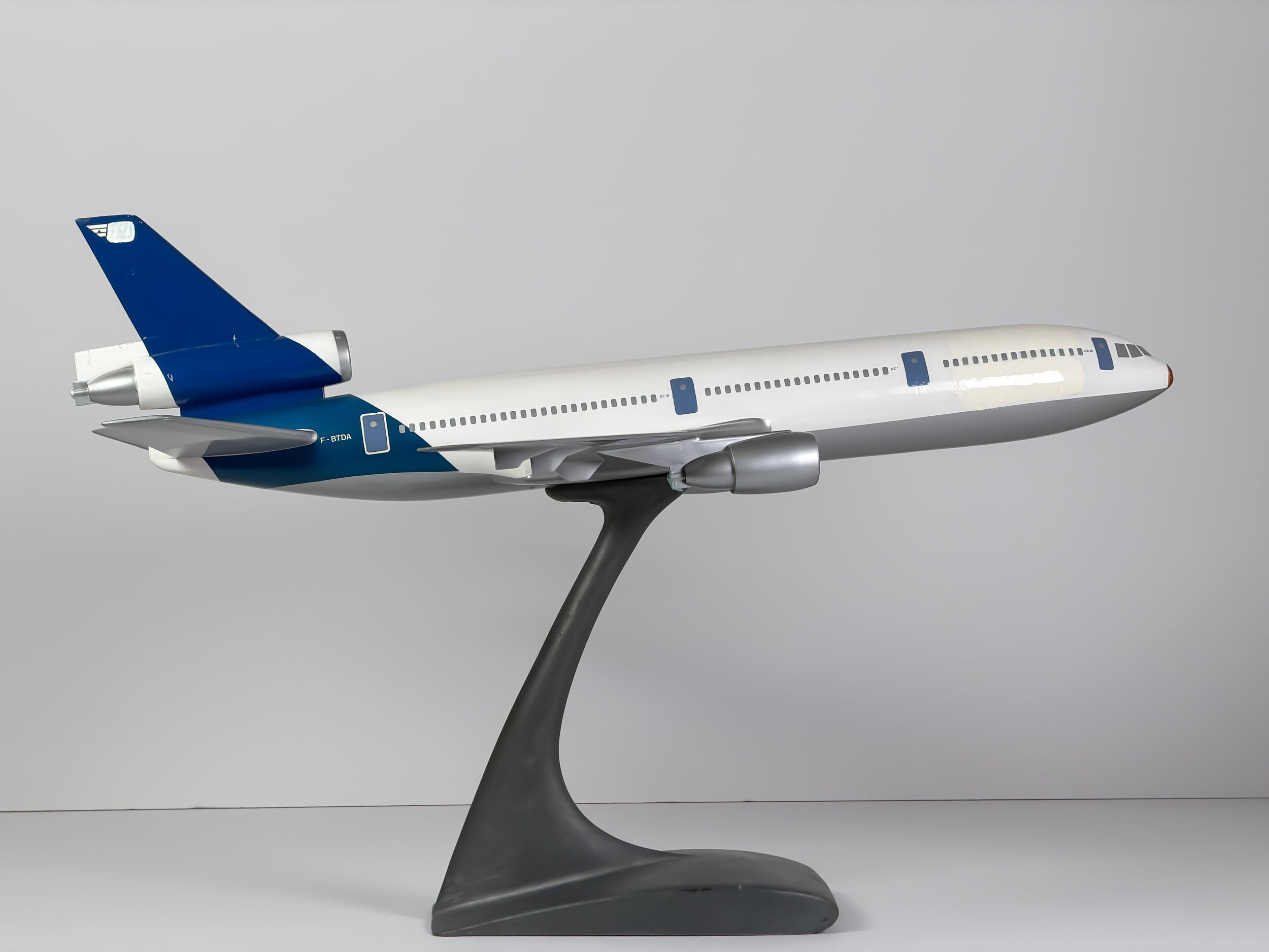 1:100 UTA McDonnell Douglas DC-10-30 (F-BTDA) | Bourbon Models
