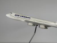 1:200 Air France Boeing 747-400 (F-GITF) - Barcode | Graphideco