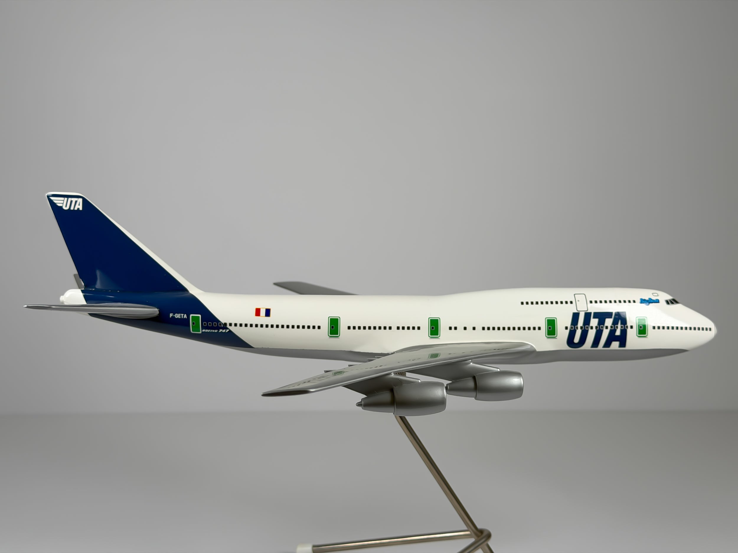 1:200 Union de Transports Aeriens (UTA) Boeing 747-200 (F-GETA) | Bourbon Models