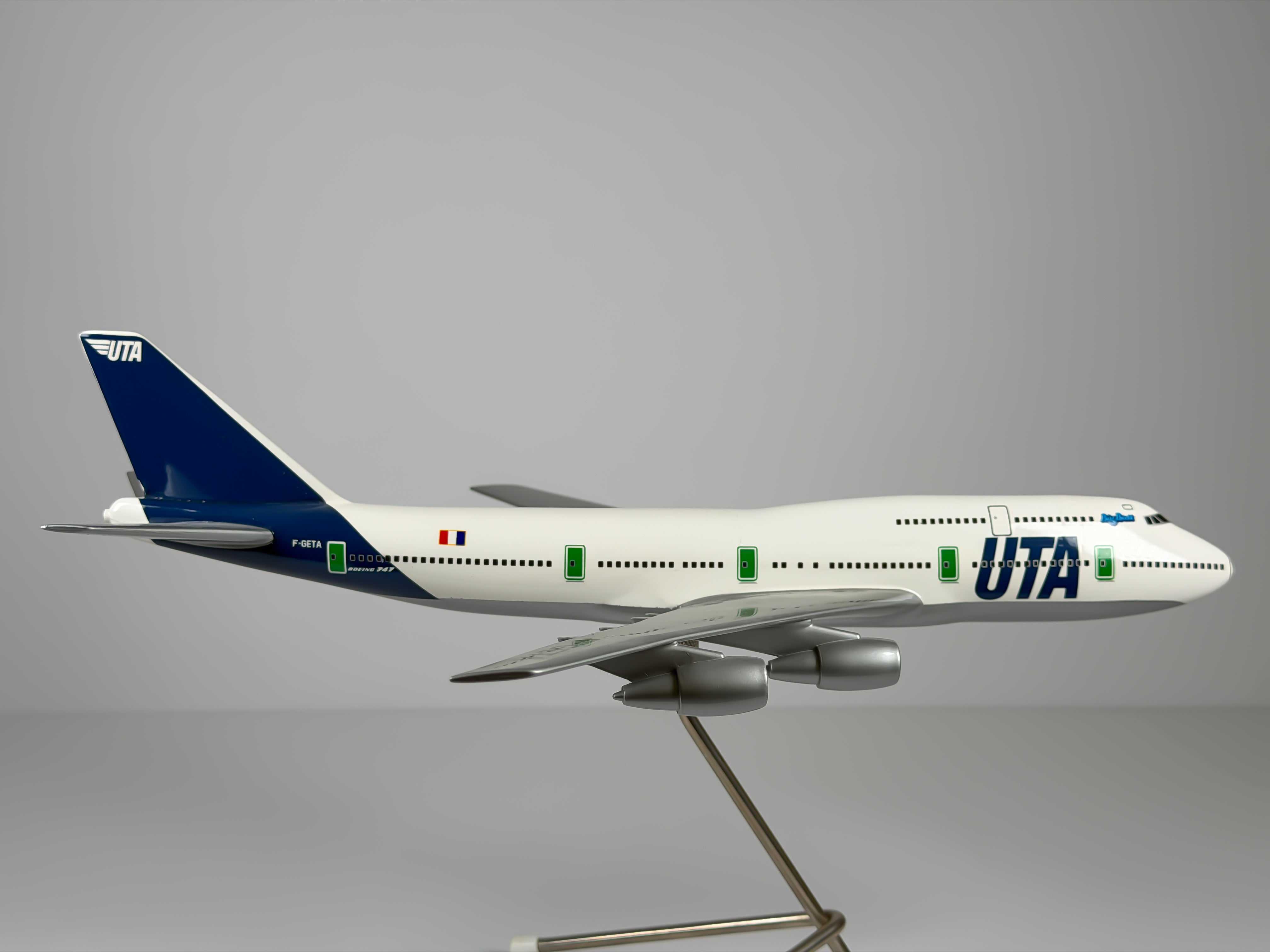 1:200 Union de Transports Aeriens (UTA) Boeing 747-200 (F-GETA) | Bourbon Models