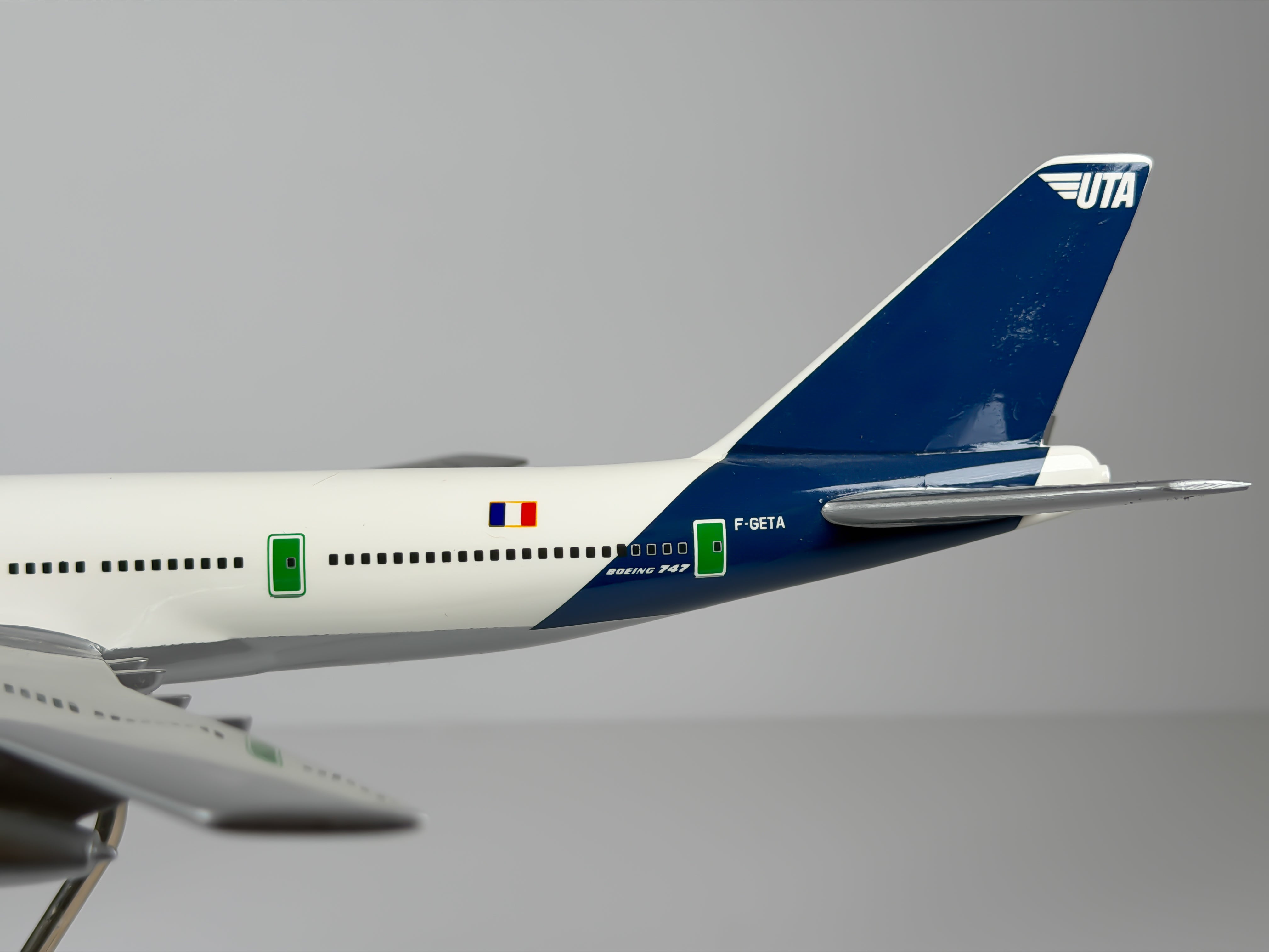 1:200 Union de Transports Aeriens (UTA) Boeing 747-200 (F-GETA) | Bourbon Models