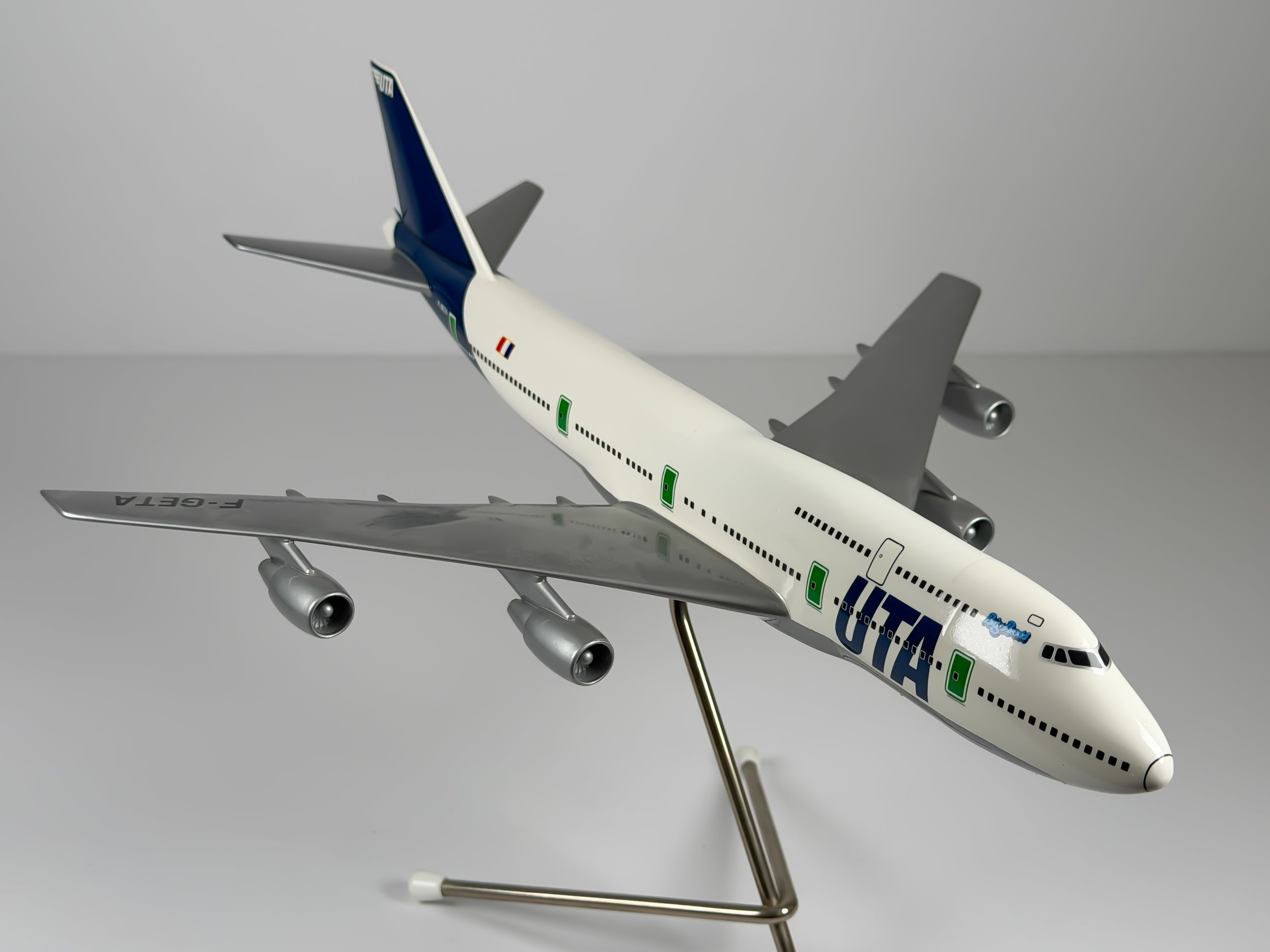 1:200 Union de Transports Aeriens (UTA) Boeing 747-200 (F-GETA) | Bourbon Models