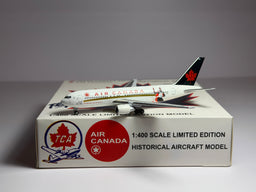 Air Canada Boeing 767-200 1:400 Aeroclassics C-FBEG (AC419646)