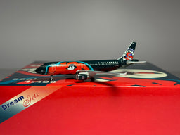 Phoenix Models 1:400 Air Canada Airbus A320 C-FDSN Toronto Raptors DJAC00049