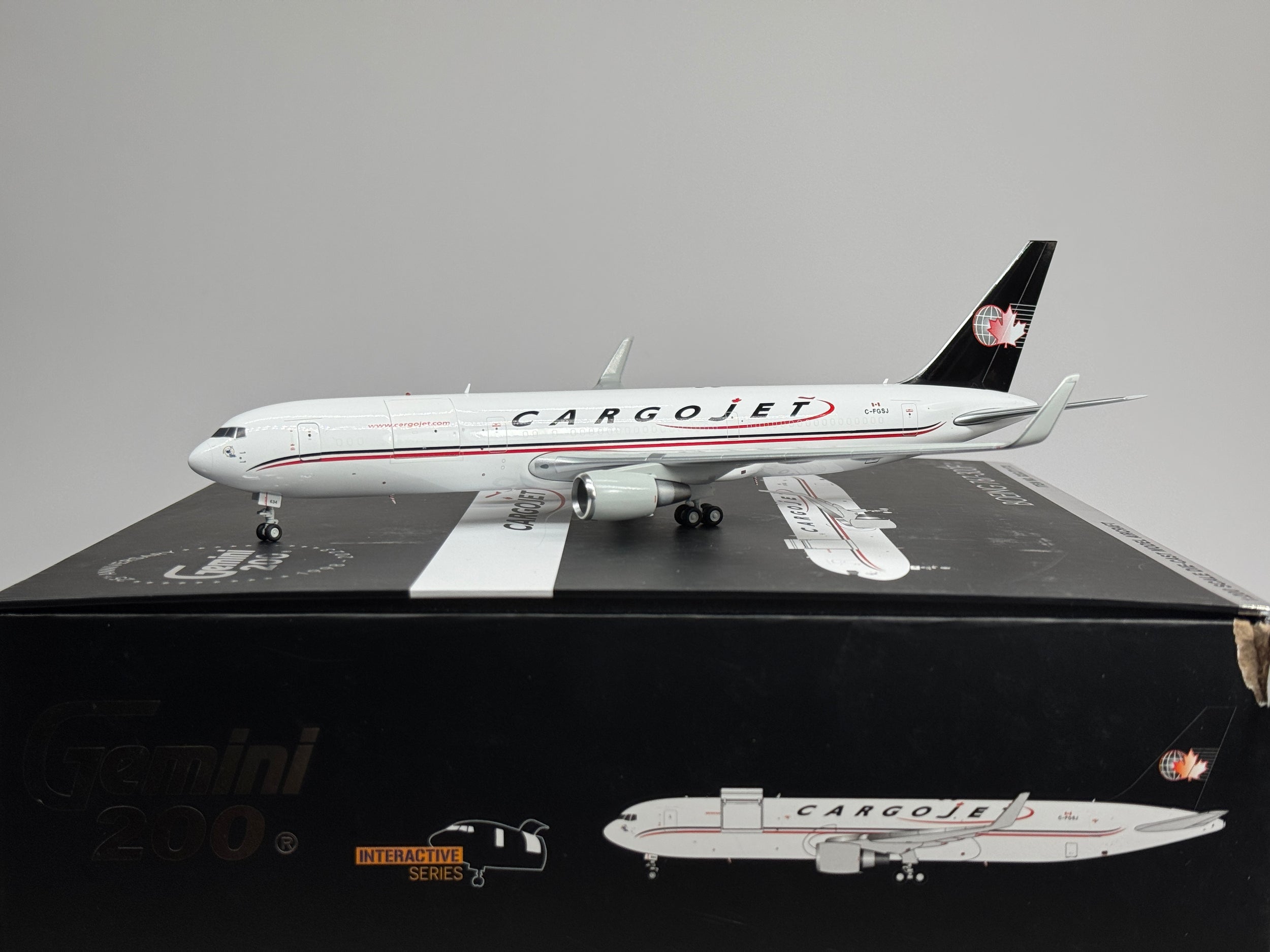 Inflight200 Cargojet Boeing 767-300 C-FGSJ G2CJT1173