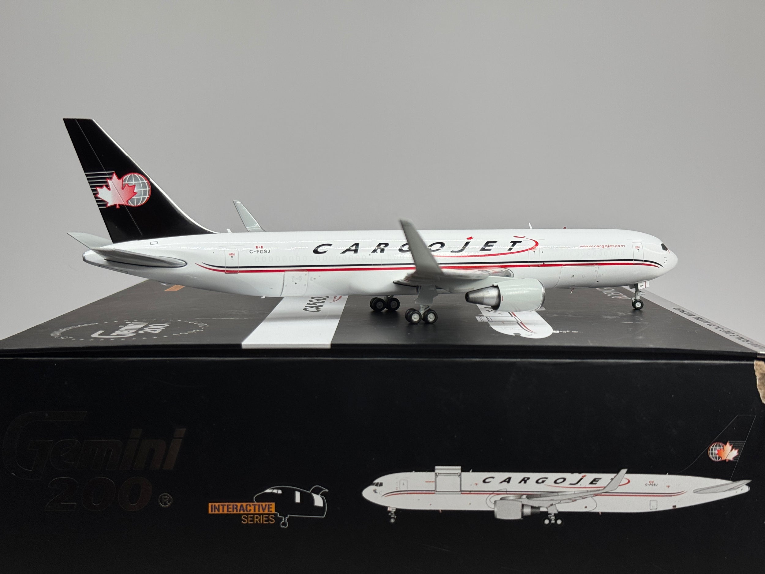 Inflight200 Cargojet Boeing 767-300 C-FGSJ G2CJT1173