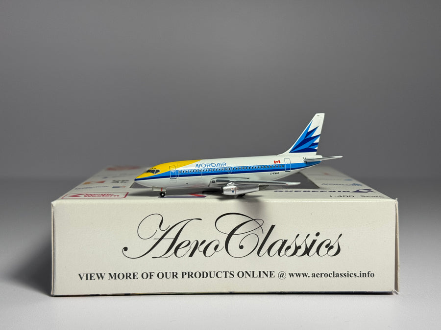 Aeroclassics 1:400 Nordair Boeing 737-200 C-FNAQ AC18099B
