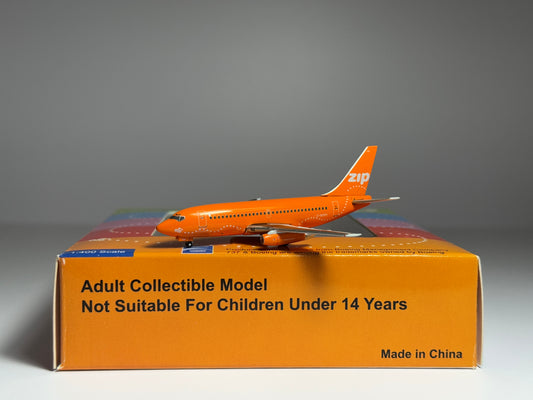 Aeroclassics 1:400 ZIP Air Boeing 737-200 C-GCPQ orange scheme ACCGCPQ
