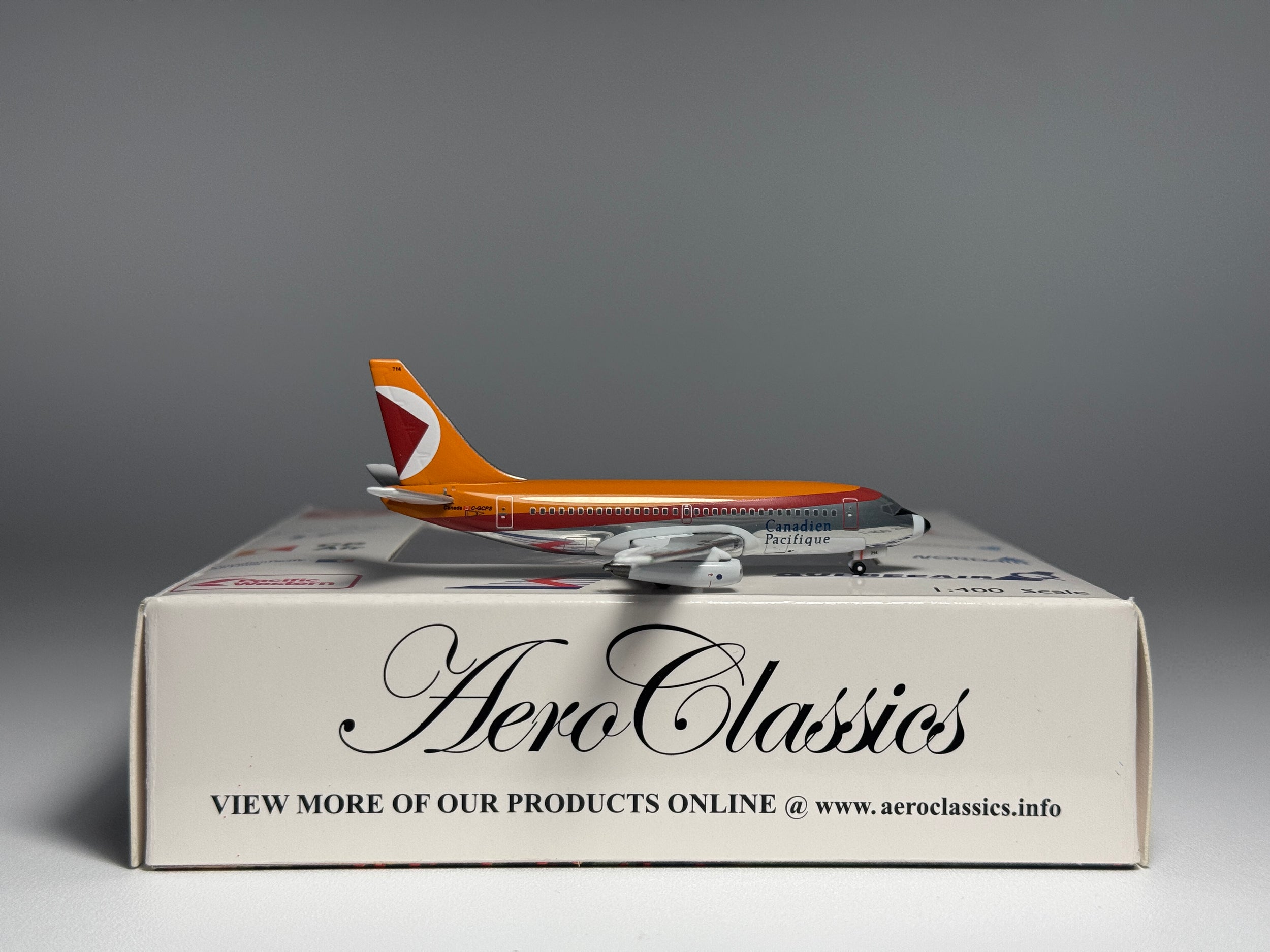 Aeroclassics 1:400 Canadian Pacific Boeing 737-200 C-GCPS CP Air Hybrid ACCGCPS
