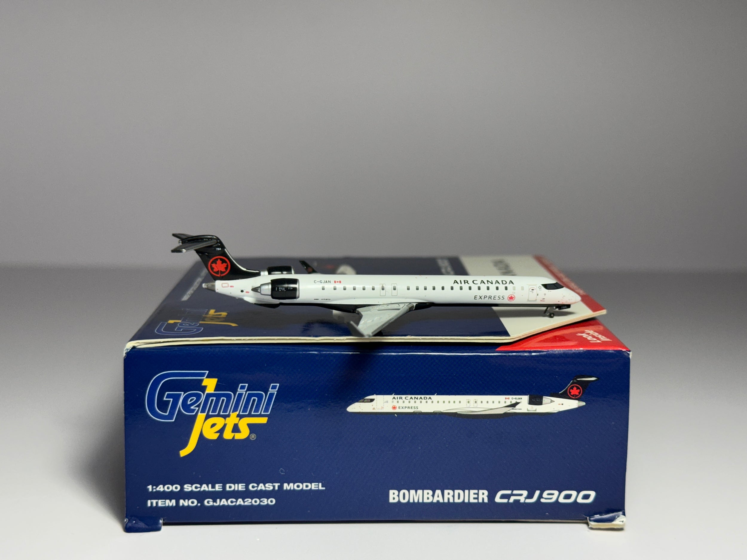 Gemini Jets 1:400 Air Canada Jazz Bombardier CRJ900 C-GJAN new colors GJACA2030