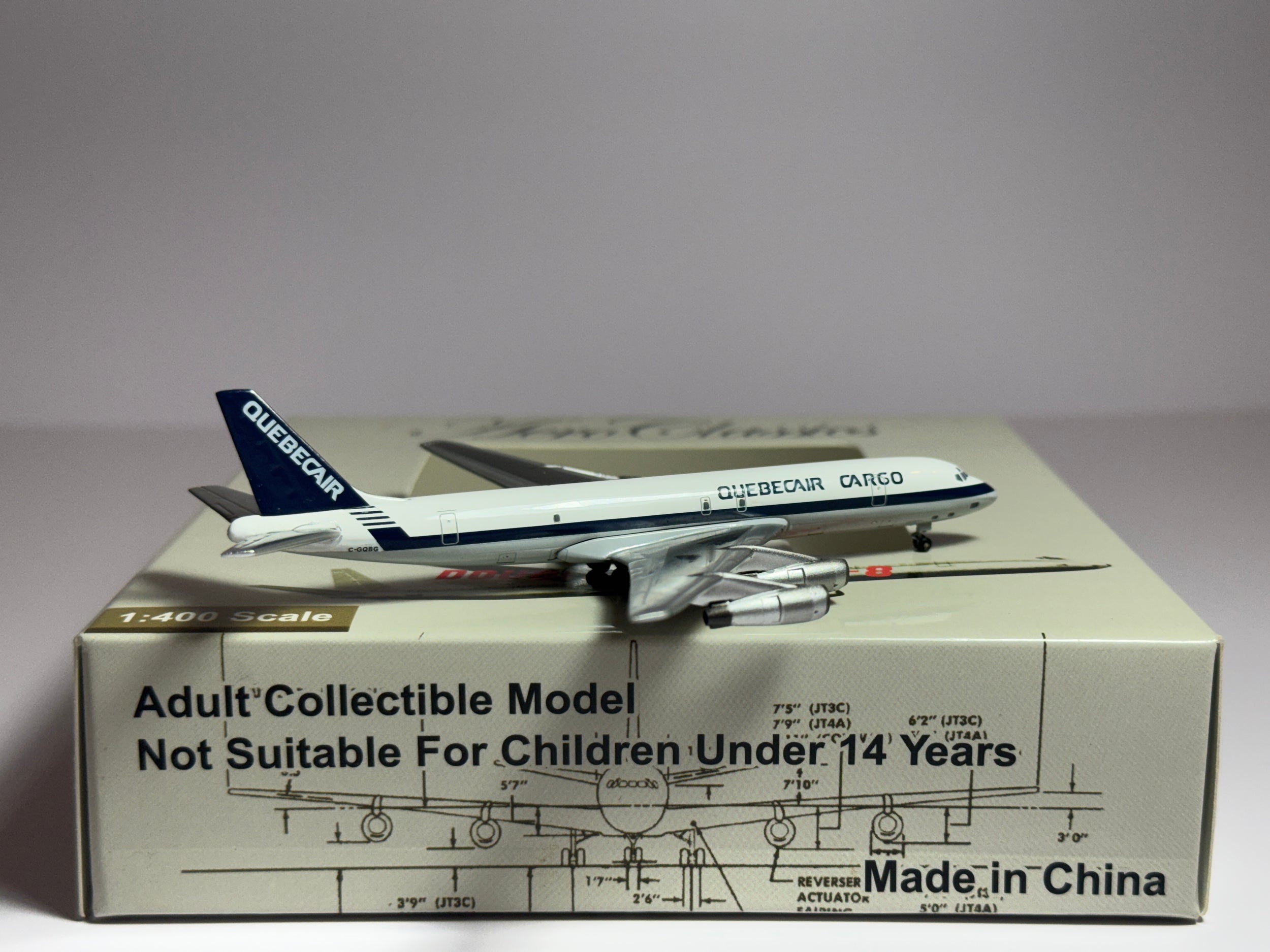 Aeroclassics 1:400 Quebecair Douglas DC-8-50F C-GQBG Jet Trader AC419934