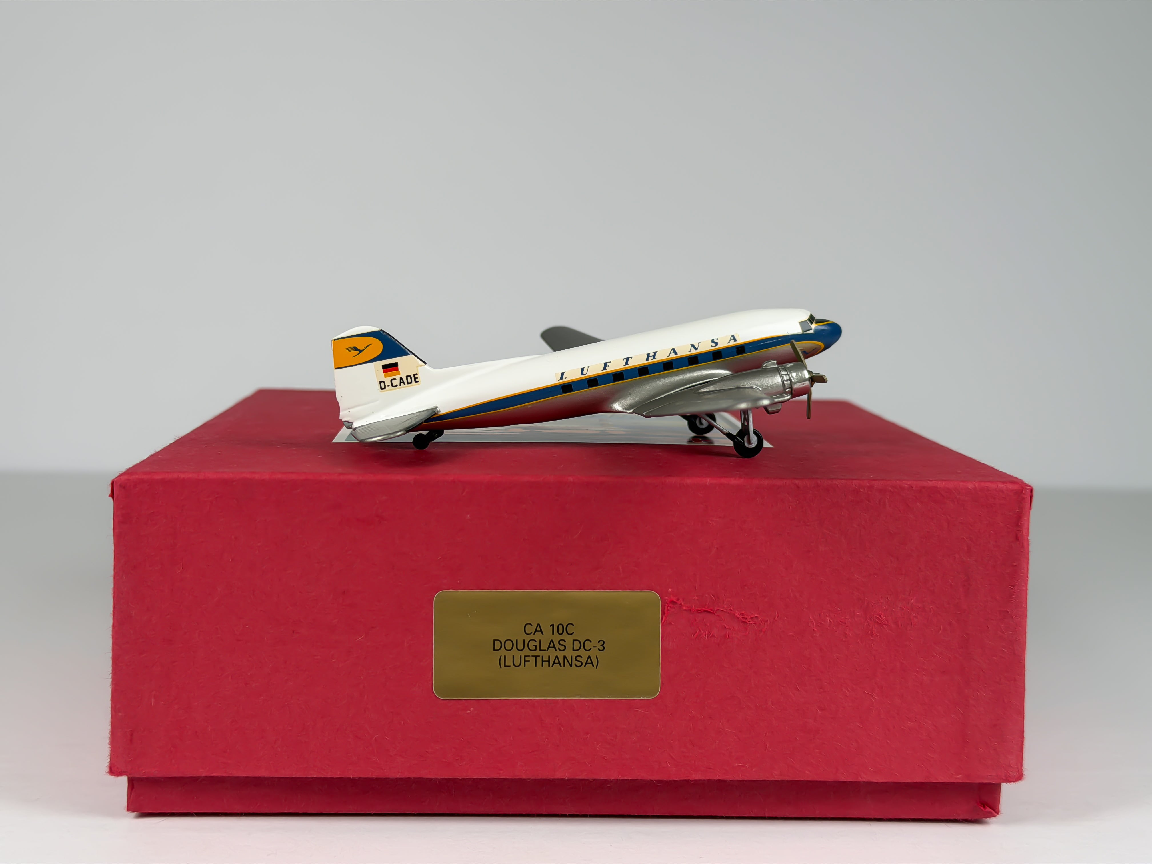 Douglas DC-3 Diecast Aircraft Models · Northeast Diecast