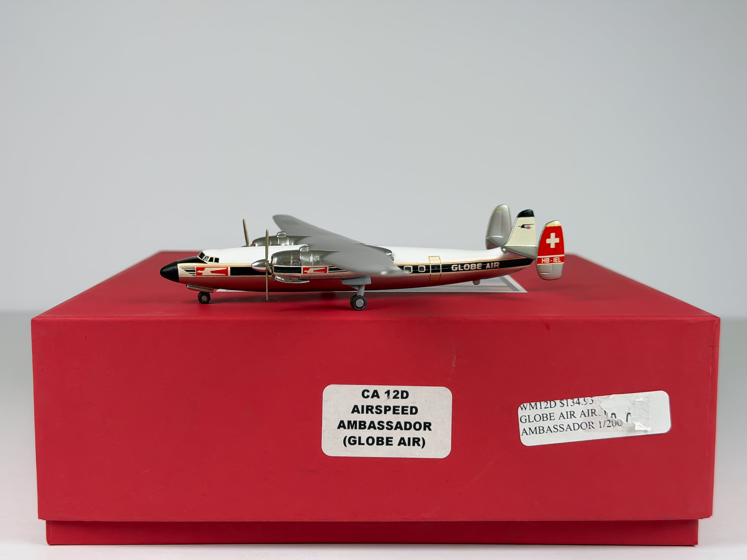 Globe Air Airspeed AS.57 Ambassador 1:200 Western Models HB-IEL (CA-12D)