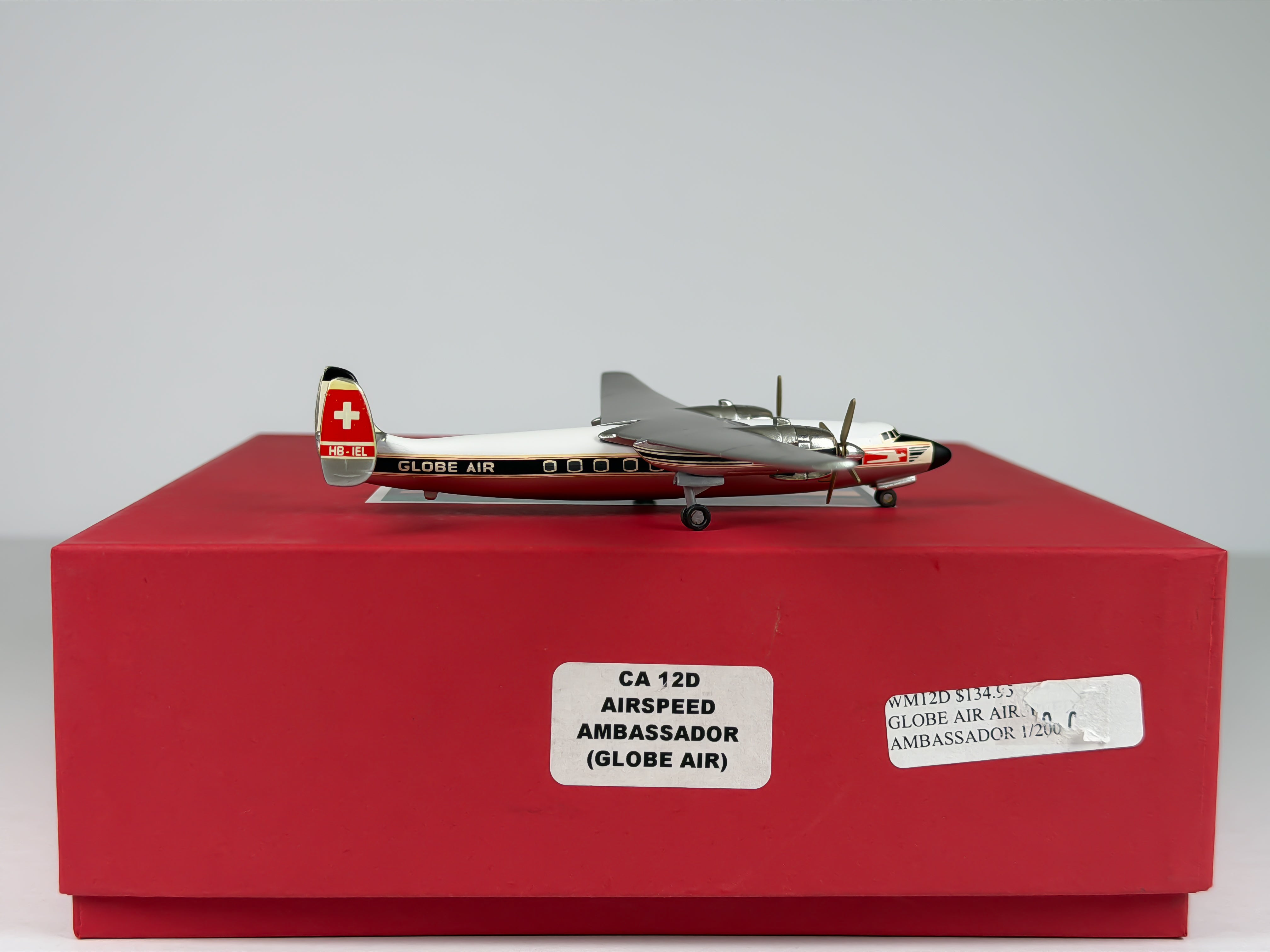 Globe Air Airspeed AS.57 Ambassador 1:200 Western Models HB-IEL (CA-12D)