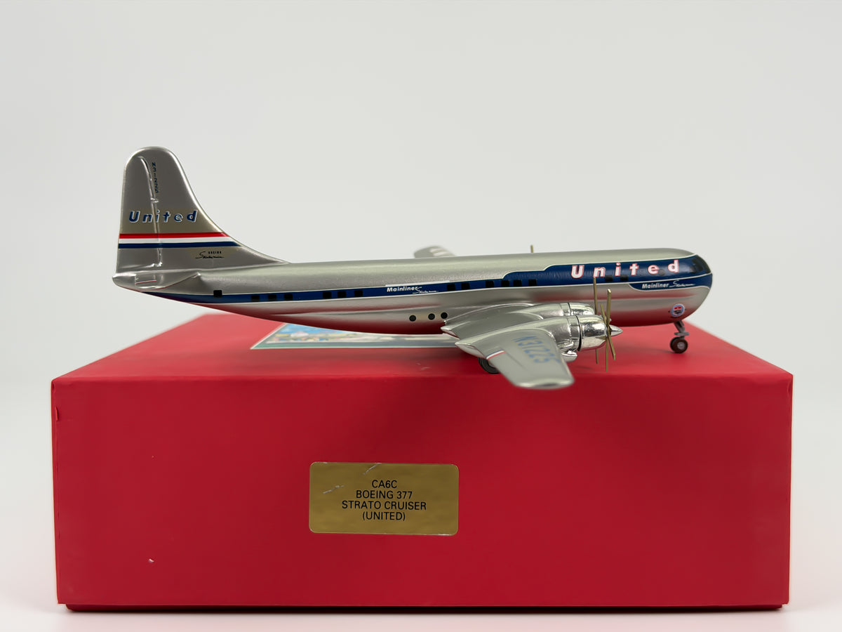United Airlines Boeing 377 Stratocruiser 1:200 Aeroclassics N31225 (CA-6C)