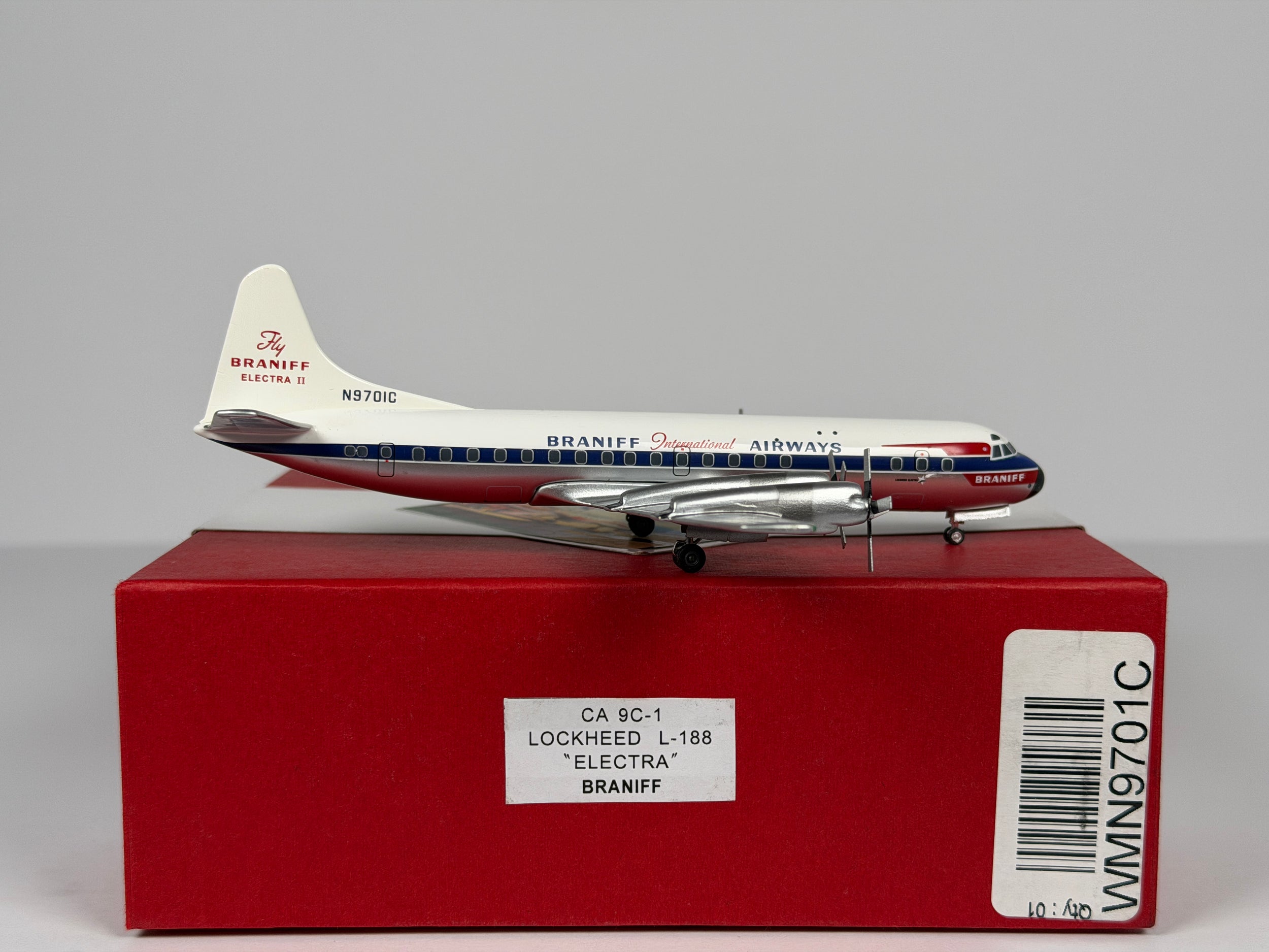 Braniff International Lockheed L-188 Electra 1:200 Western Models N9701C (CA9C1)