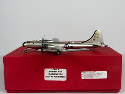 Royal Air Force Boeing B-29 1:200 Western Models WF552 (CBU-8)