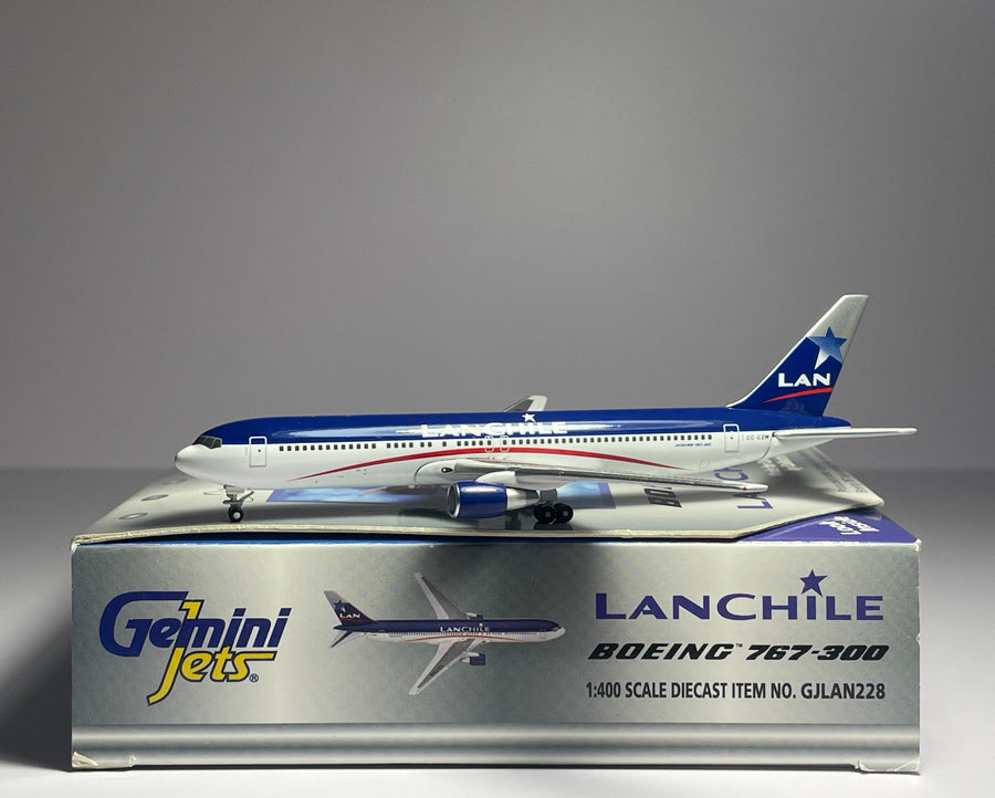 Gemini Jets 1:400 LAN Airlines Boeing 767-300 CC-CZW 1990s colors GJLAN228
