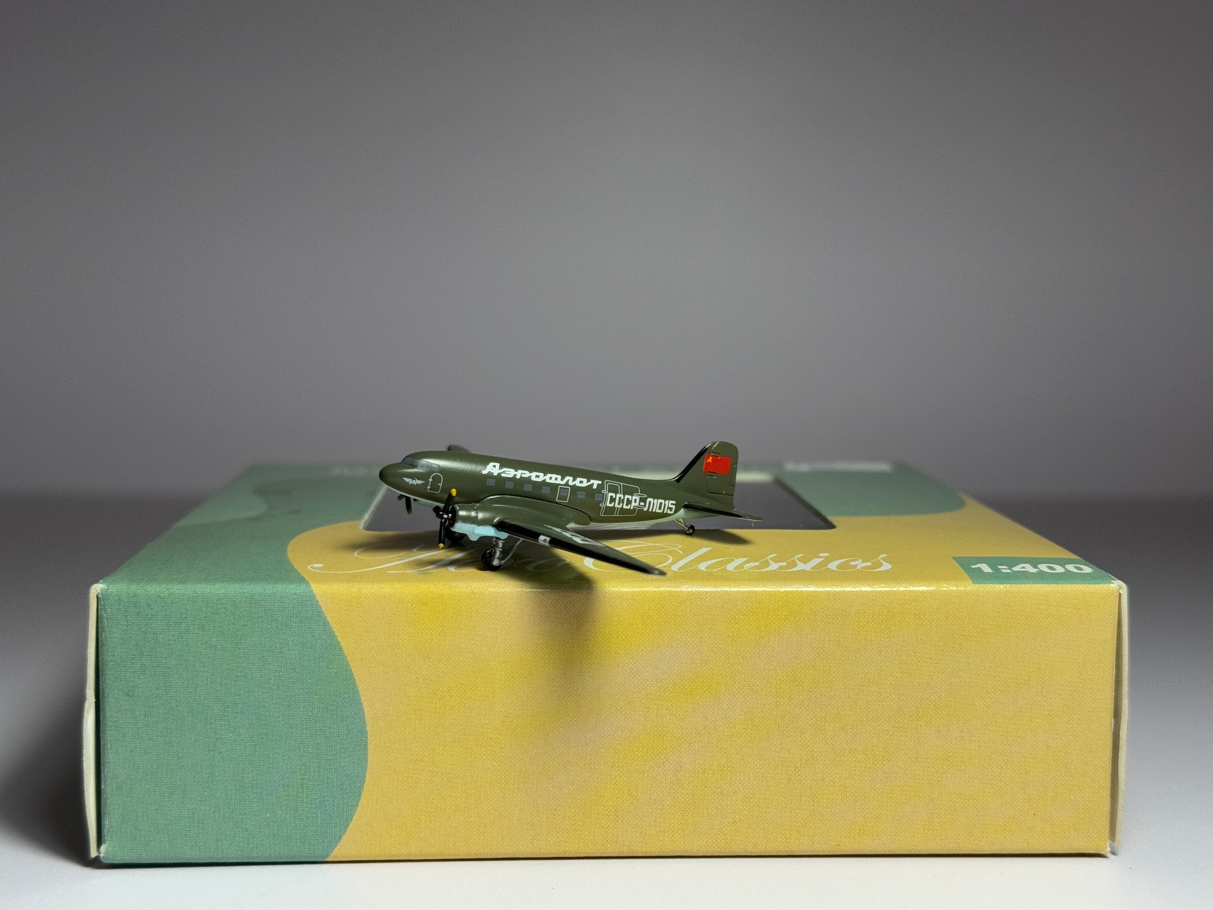 Aeroclassics 1:400 Aeroflot Douglas DC-3 CCCP-N1015 LI-2 ACCCCPN1015