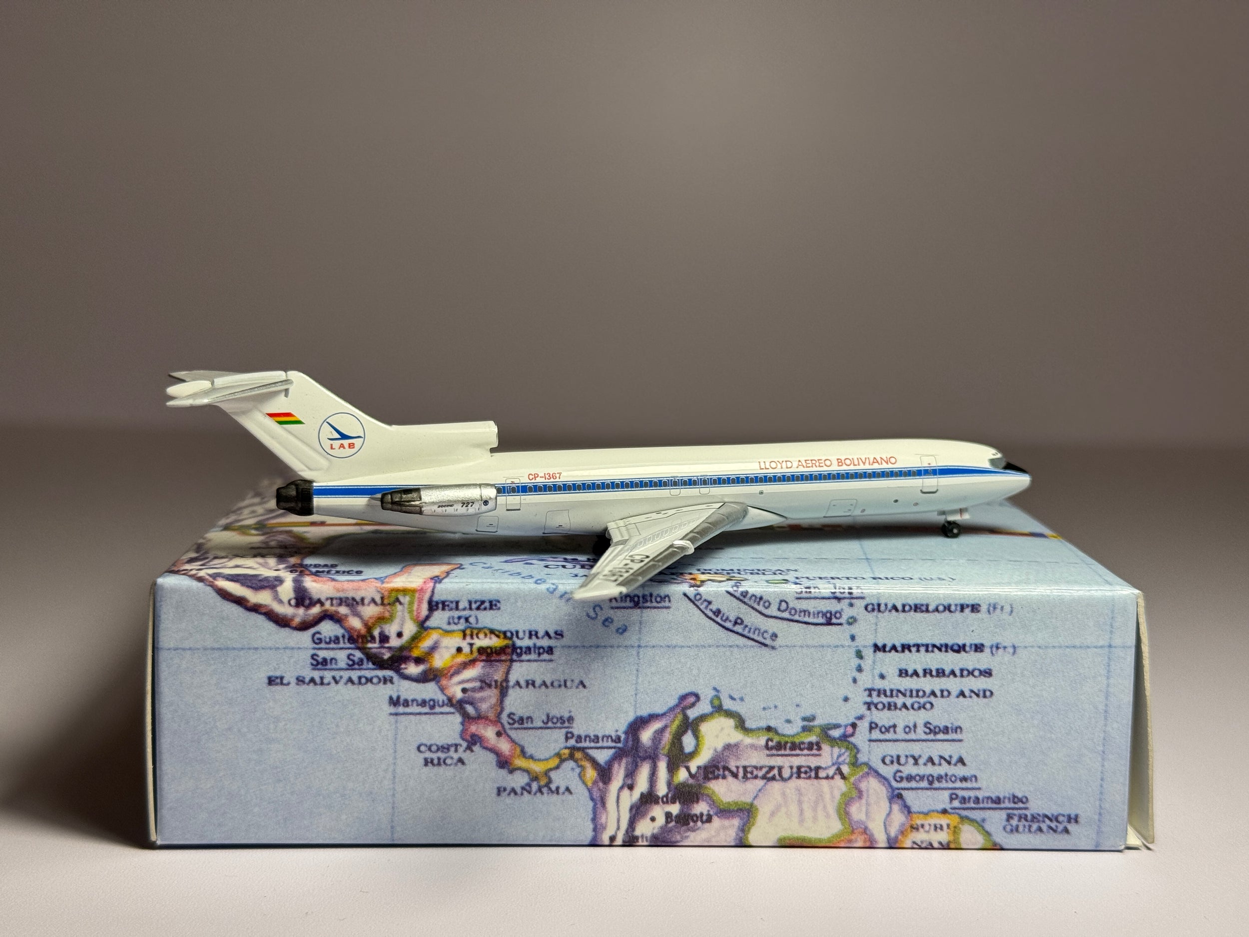 Aeroclassics 1:400 Lloyd Aereo Boliviano Boeing 727-200 CP-1367 original livery ACCP1367