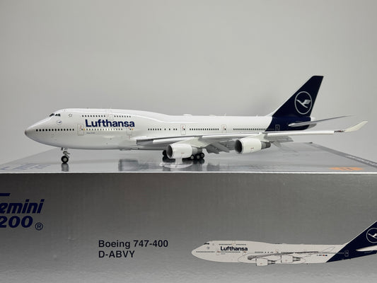 Gemini Jets 1:200 Lufthansa Boeing 747-400 D-ABVY New Colors G2DLH1241F