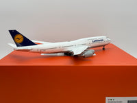 JC Wings 1:200 Lufthansa Boeing 747-8i D-ABYR old colors EW2748003