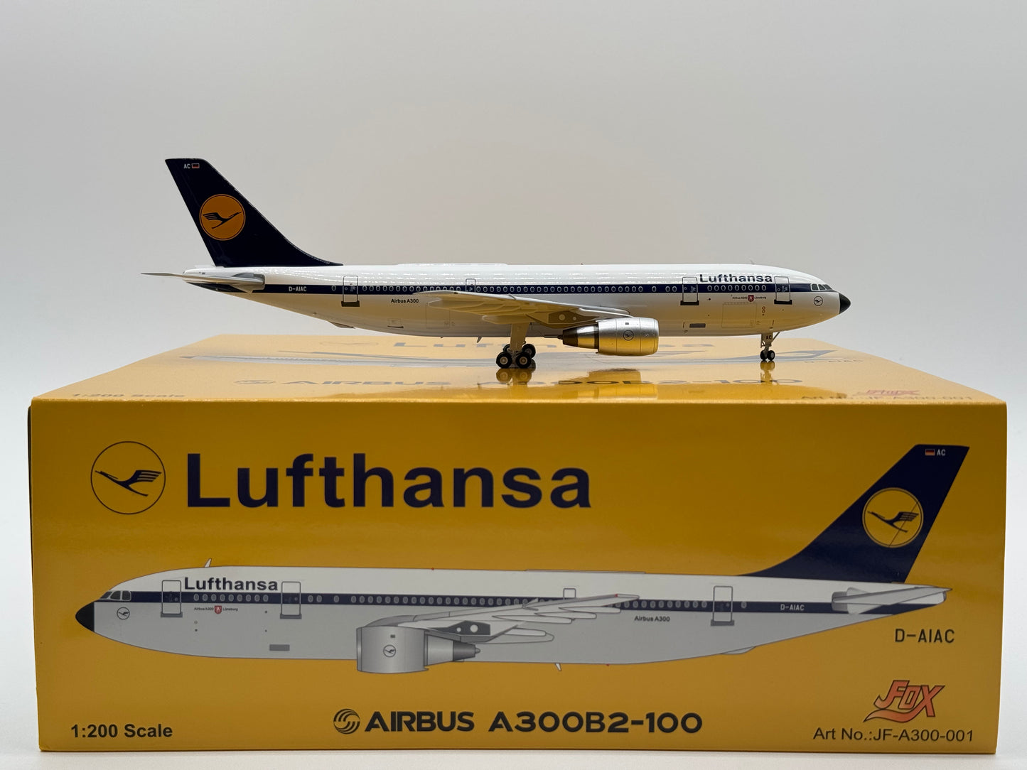 Inflight200 Lufthansa Airbus A300 D-AIAC 1980s colors JF-A300-001