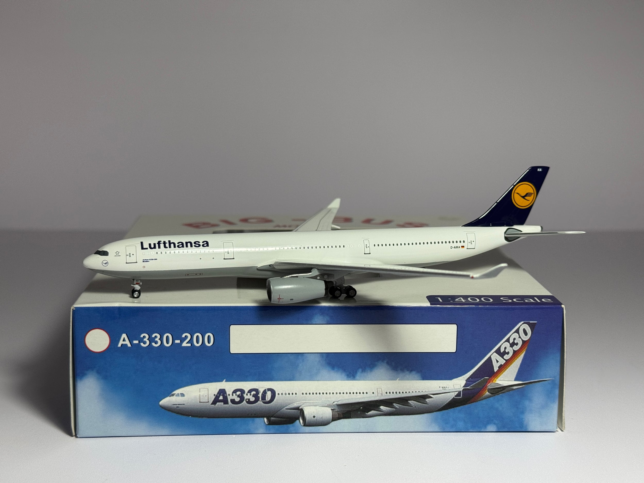 Aeroclassics 1:400 Lufthansa Airbus A330-300 D-AIKA 1990s colors ACDAIKA