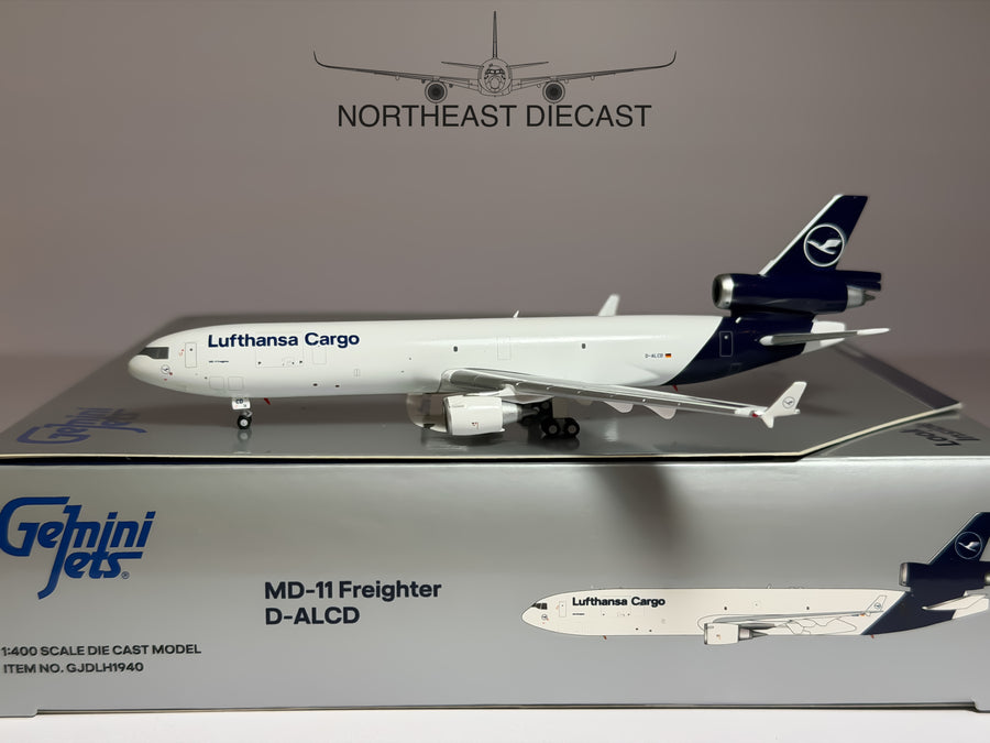 Lufthansa Cargo McDonnell Douglas MD-11F 1:400 Gemini Jets D-ALCD (GJDLH1940)