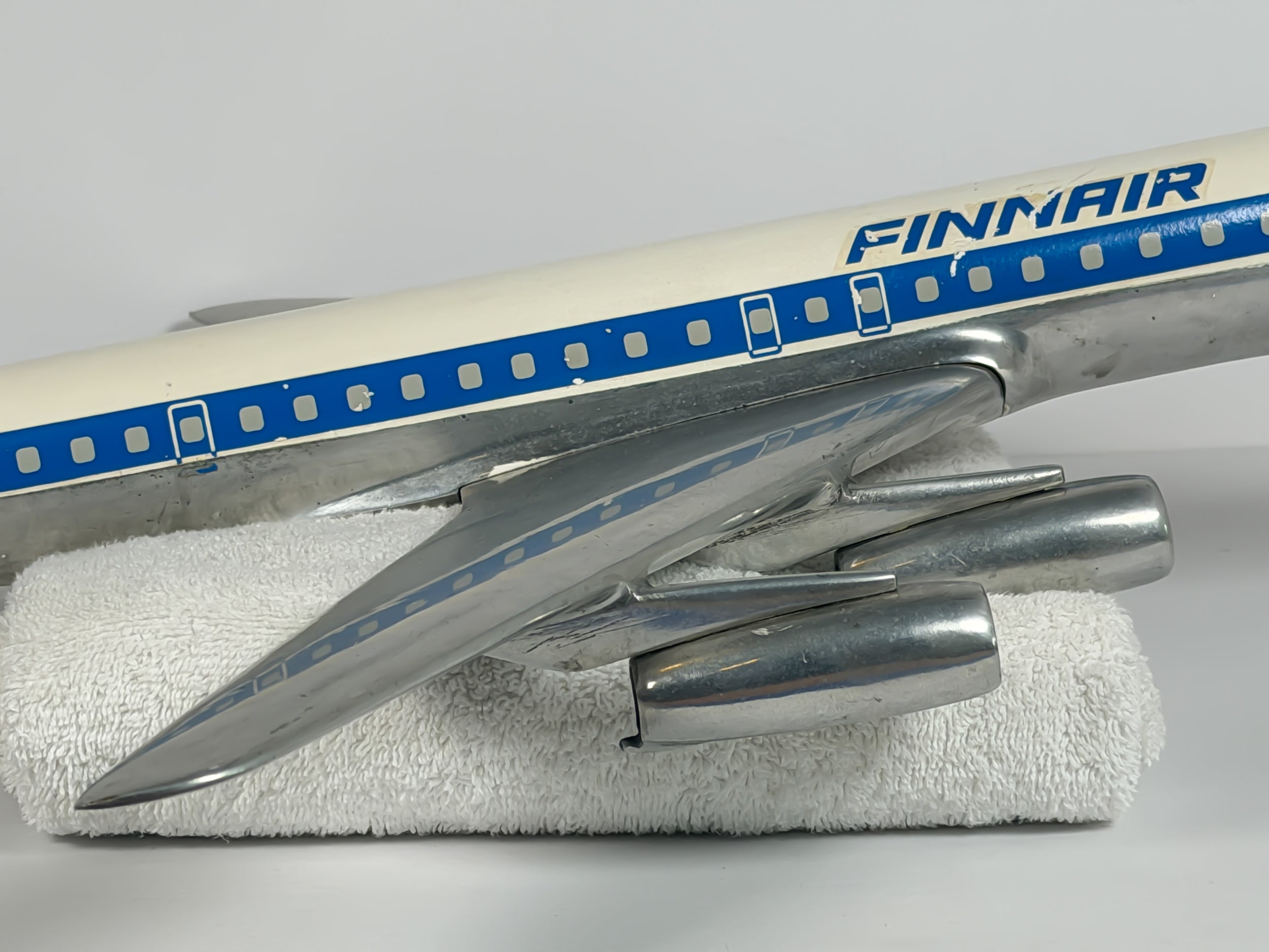 Finnair Douglas DC-8-62 1:72 Scale (OH-LFR) Viking Ship | DFM