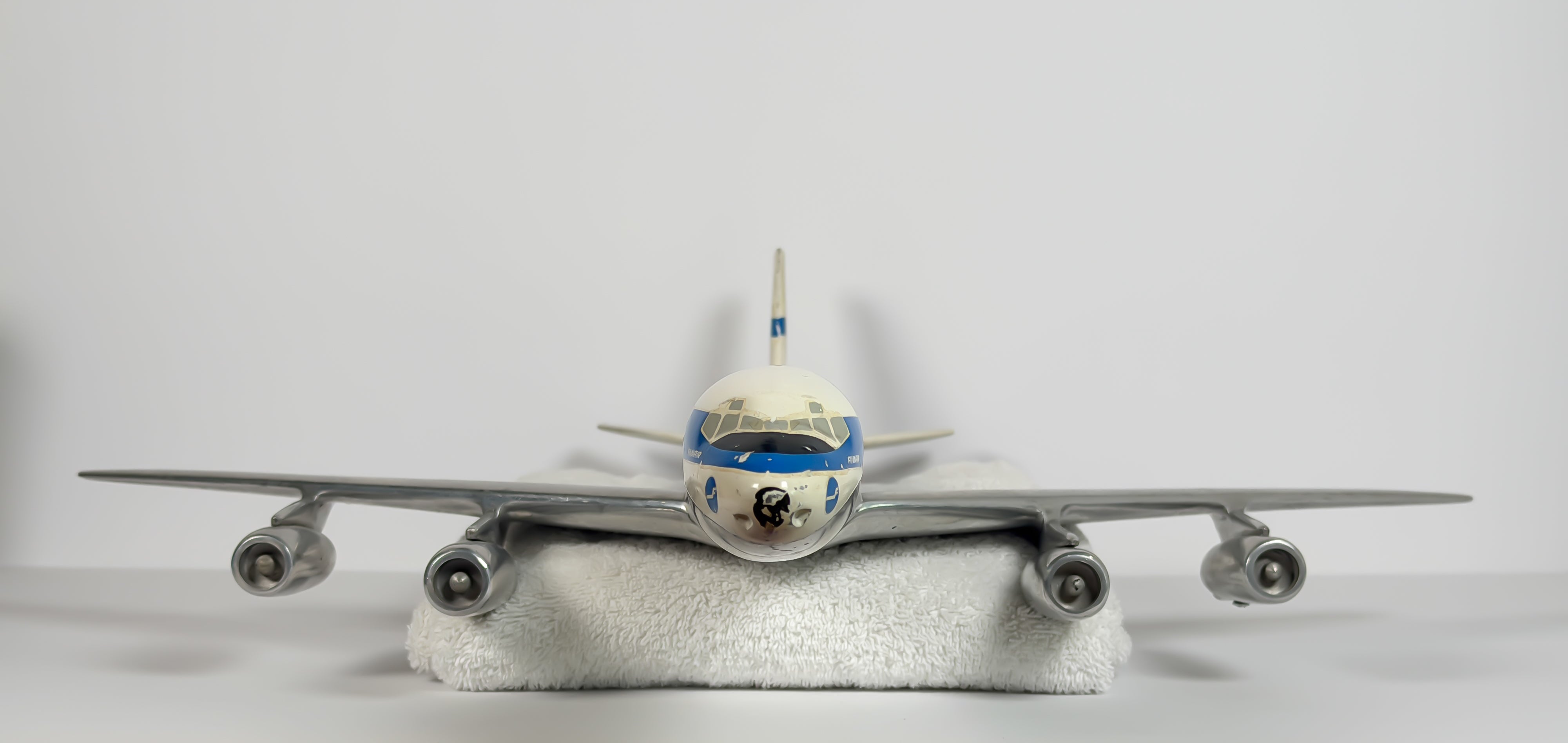 Finnair Douglas DC-8-62 1:72 Scale (OH-LFR) Viking Ship | DFM