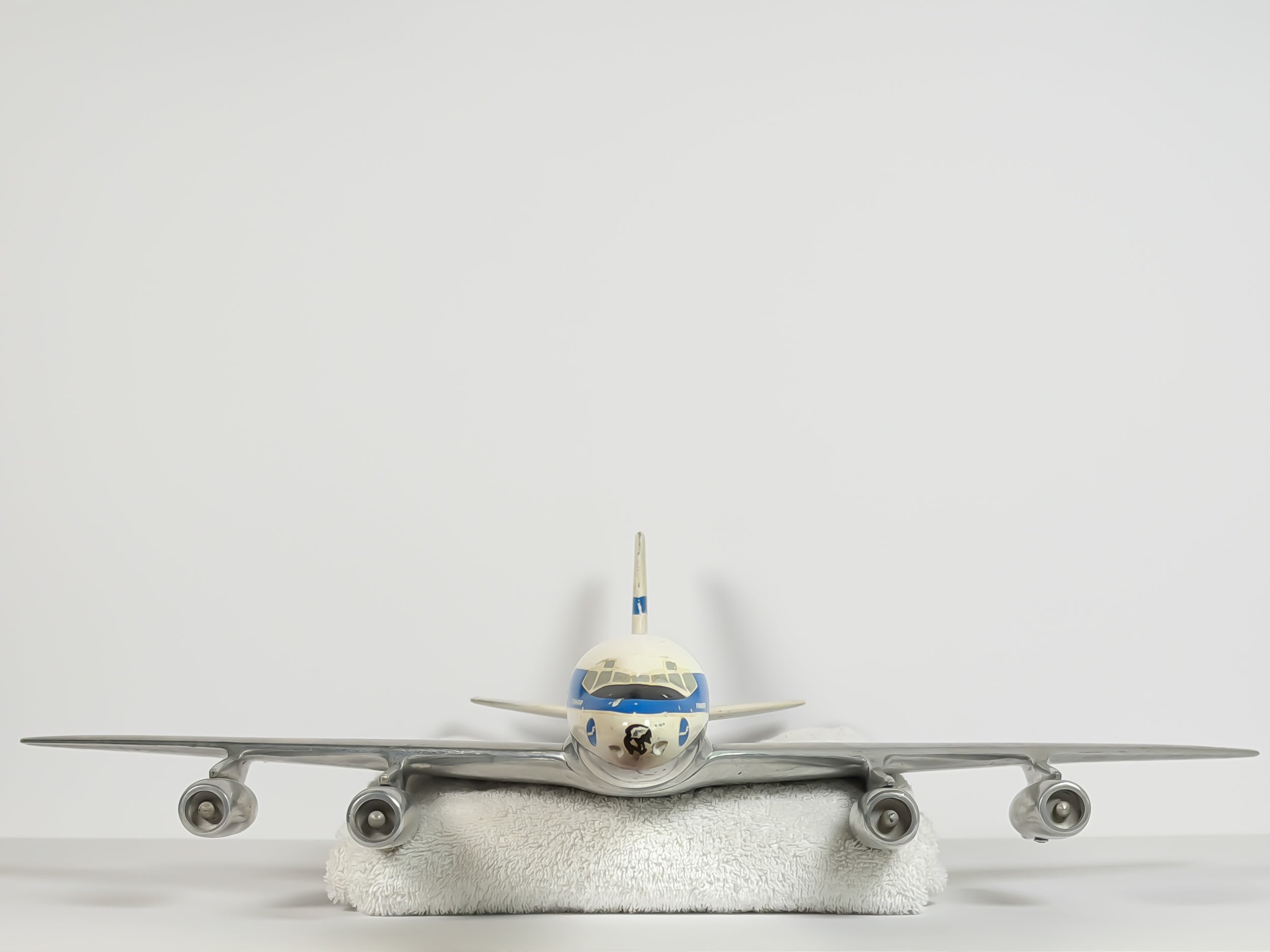 Finnair Douglas DC-8-62 1:72 Scale (OH-LFR) Viking Ship | DFM