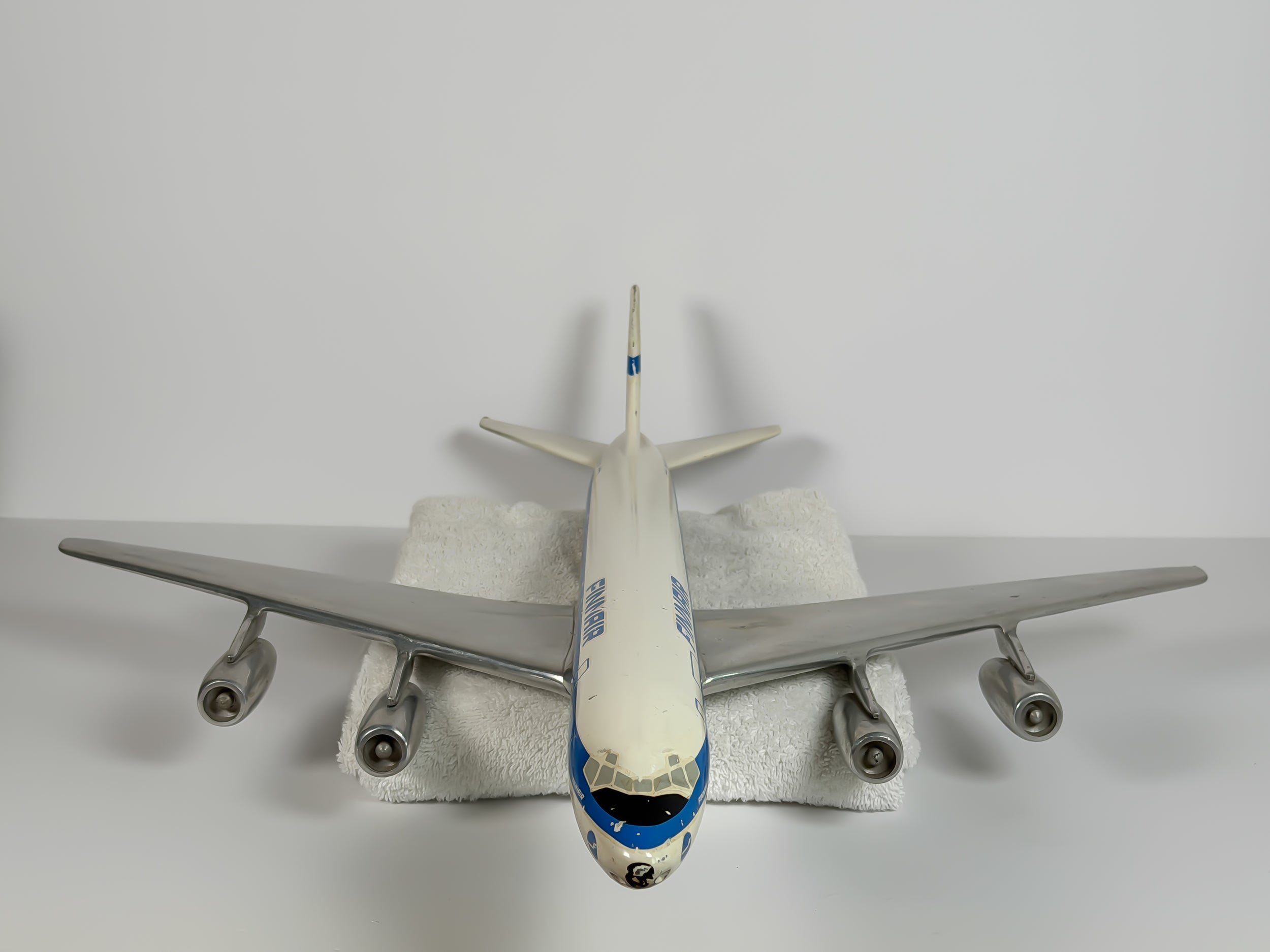 Finnair Douglas DC-8-62 1:72 Scale (OH-LFR) Viking Ship | DFM